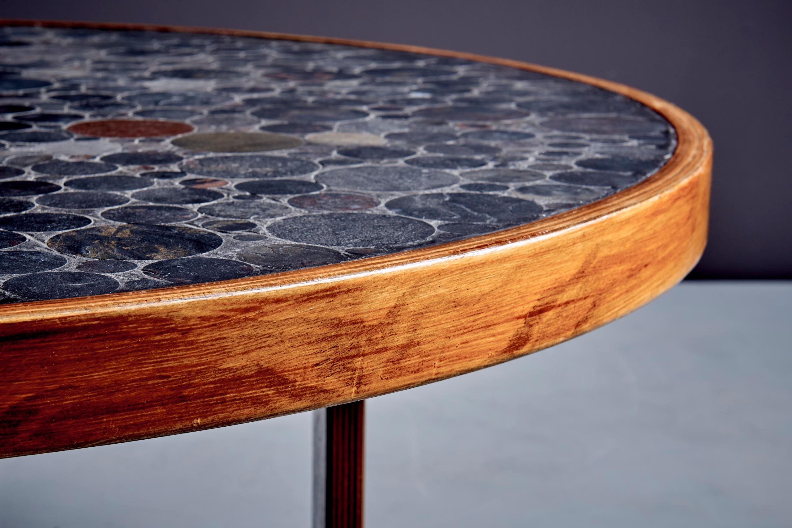 Mesa de centro con tapa de mosaico de piedra de Heinz Lilienthal Alemania, años 70 Moderno de mediados de siglo en venta