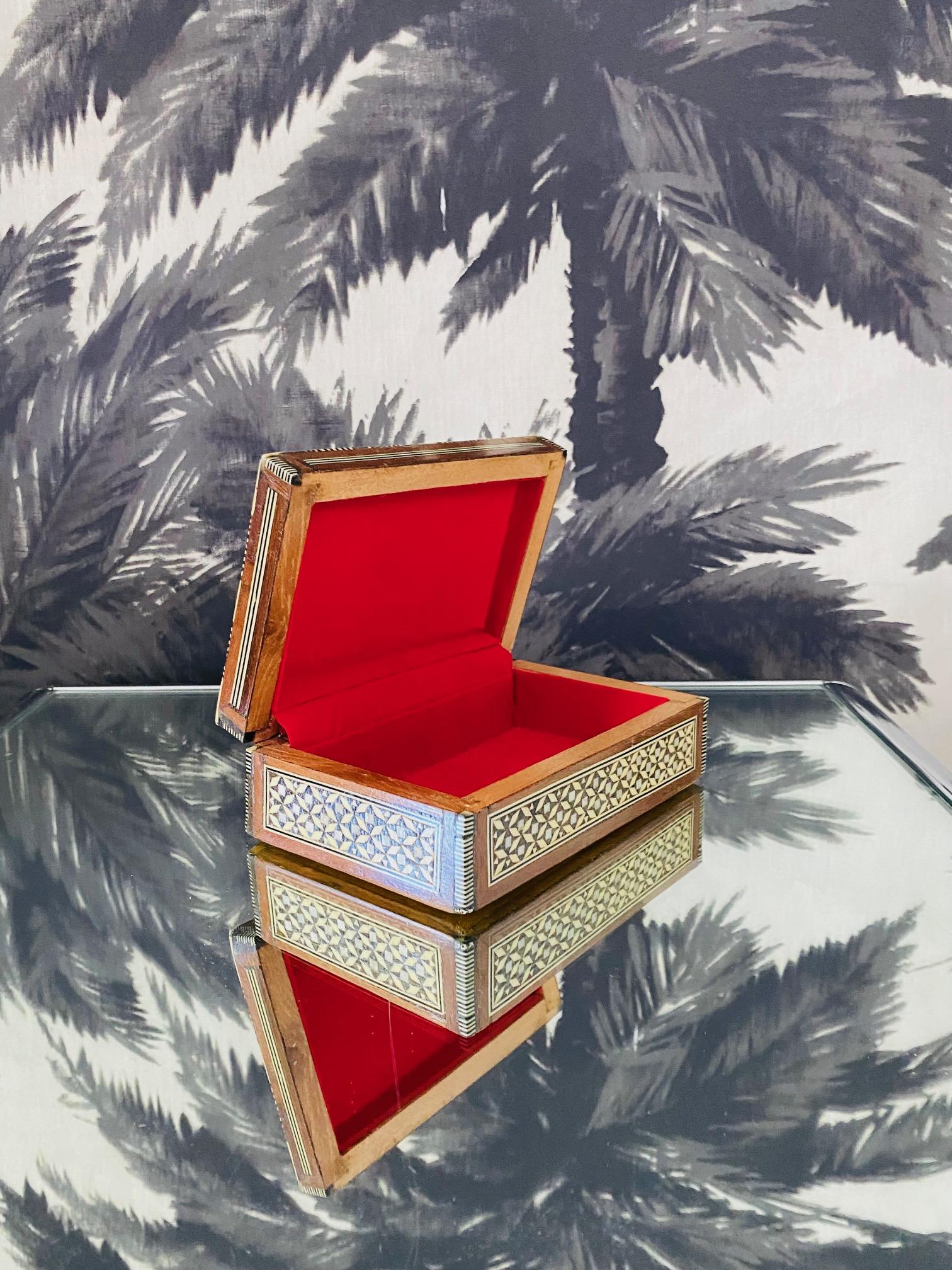 Mosaic Wood Box with Inlays of Bone and Mother of Pearl, Middle East, C. 1950s In Good Condition In Fort Lauderdale, FL