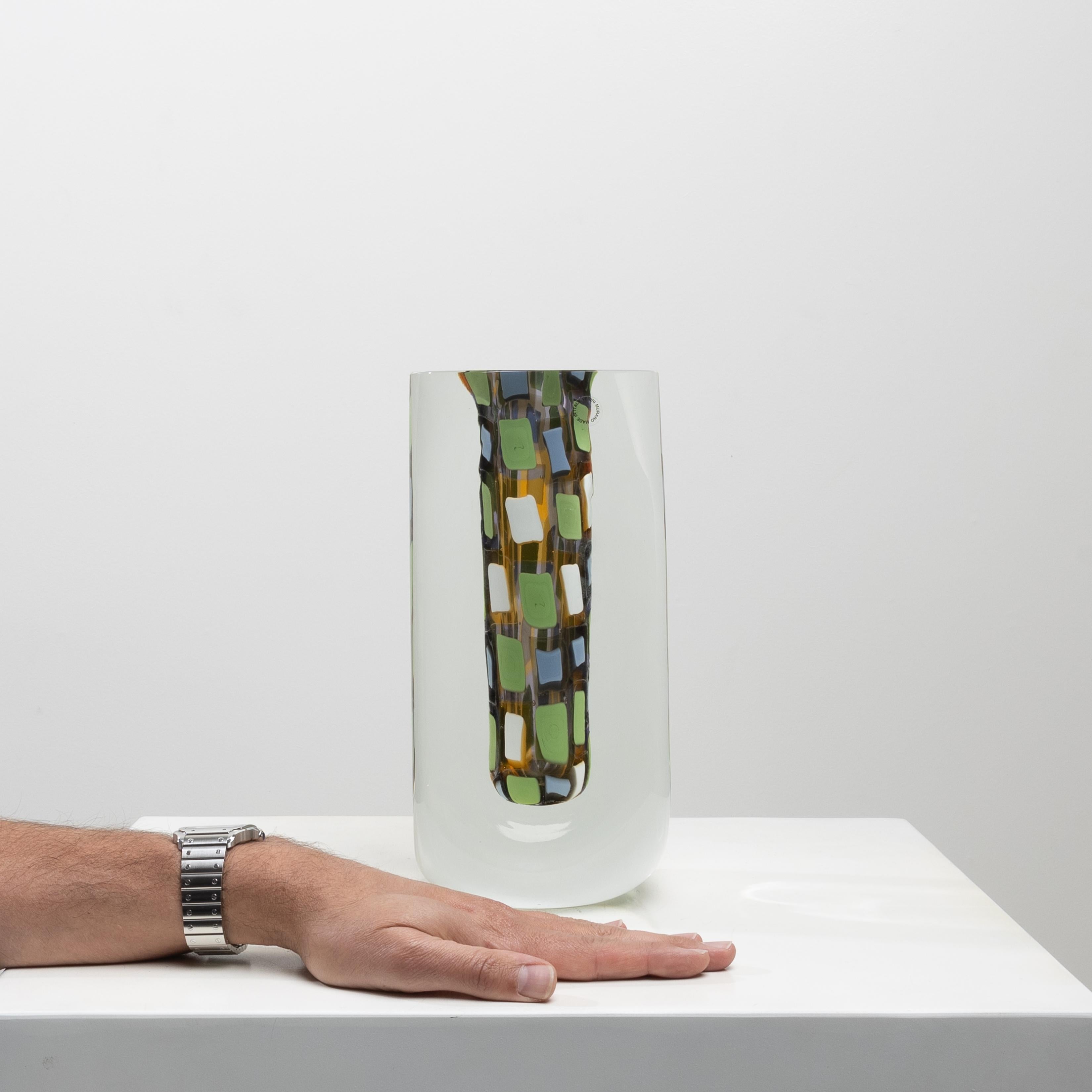 Vaso in vetro soffiato Mosaici di Rodolfo Dordoni in vendita 1