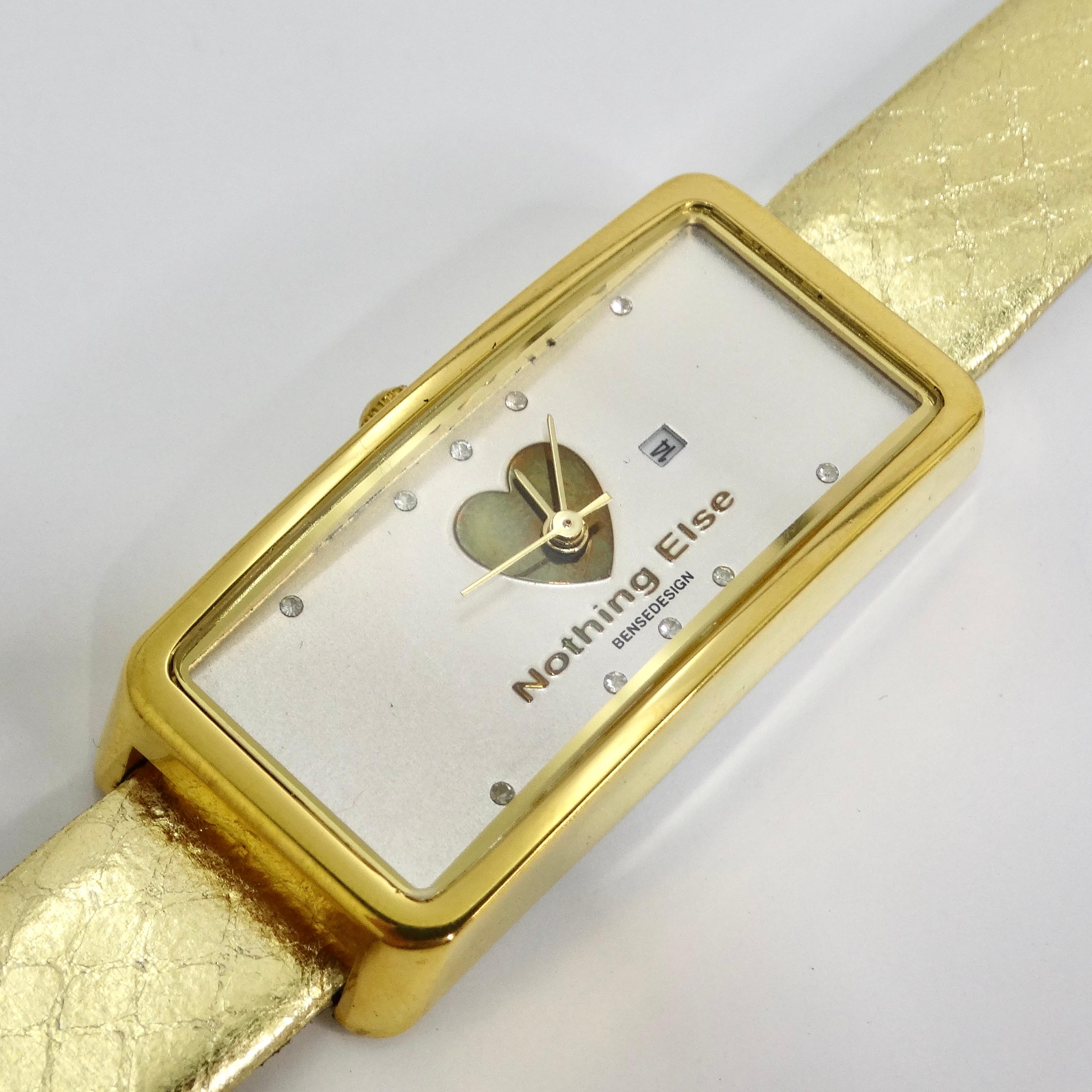 Moschino 1980er Jahre Goldfarbene Uhr im Angebot 2