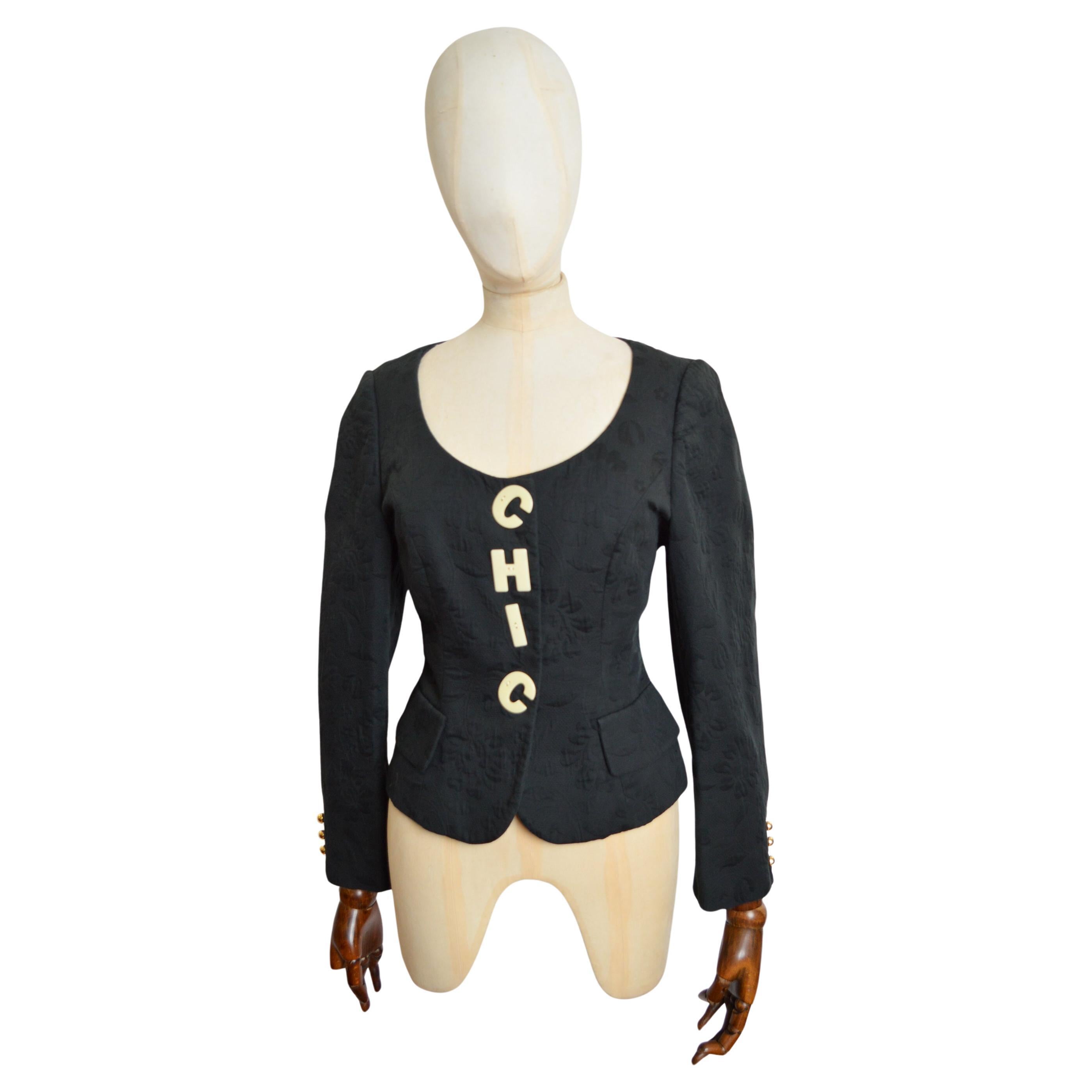 Moschino 1990s Cheap & Chic Novelty Black Cropped Boucle fitted Jacket For Sale