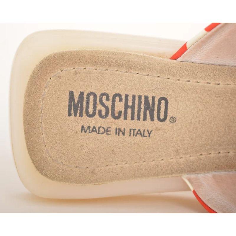 Moschino 1990's Spellout Red Vintage Heart Thong Sandals For Sale 1