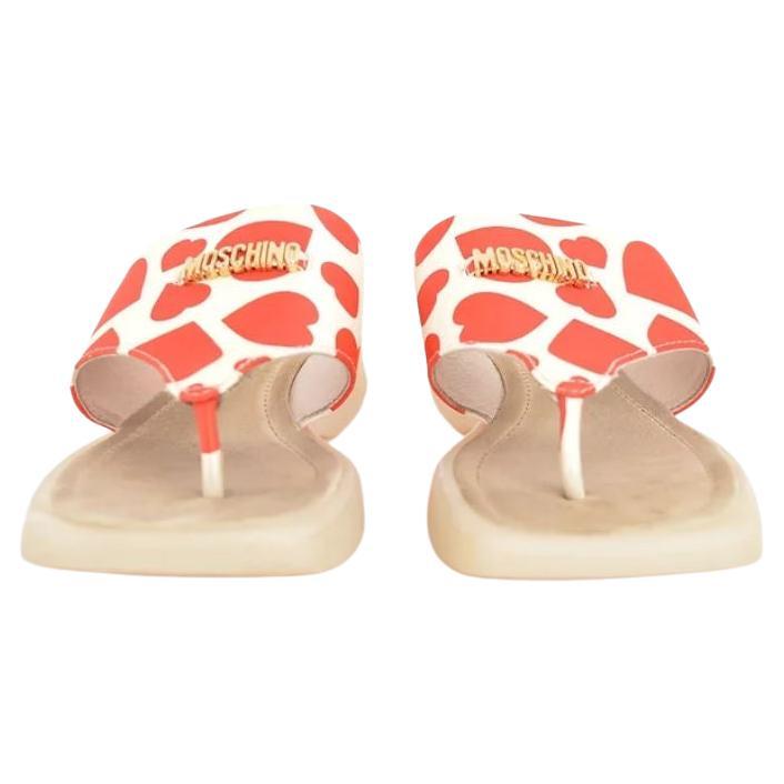 Moschino 1990's Spellout Red Vintage Heart Thong Sandals For Sale
