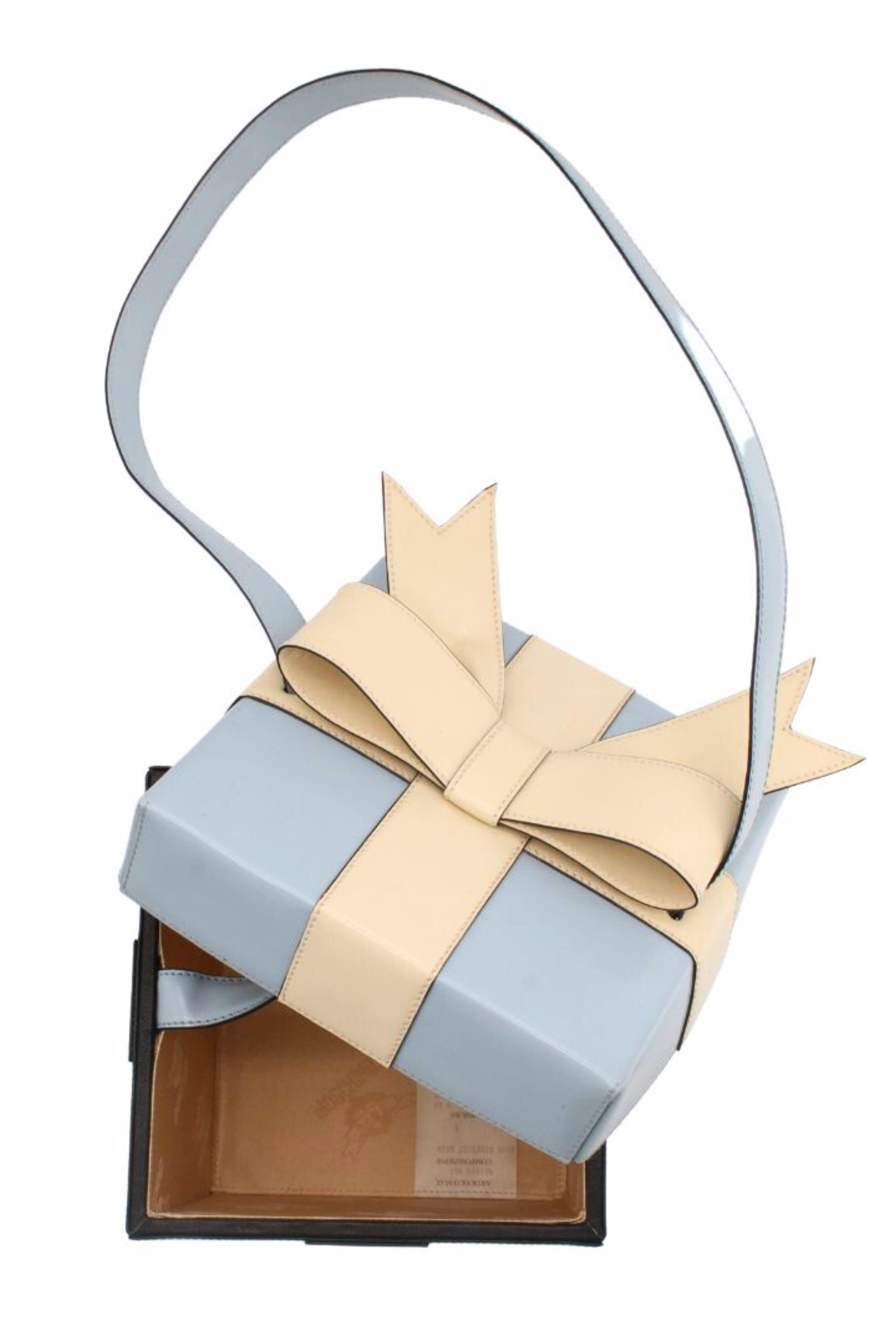 Moschino des années 90 - Sac cadeau Tiffany avec nœud en vente 5