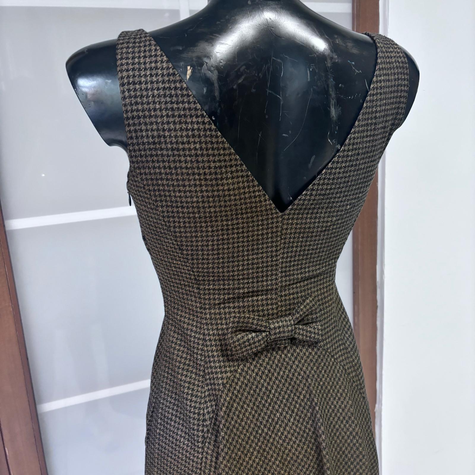Moschino Vintage Prince of Wales Wollmantelkleid 1990er Jahre - Größe IT 42 Damen im Angebot