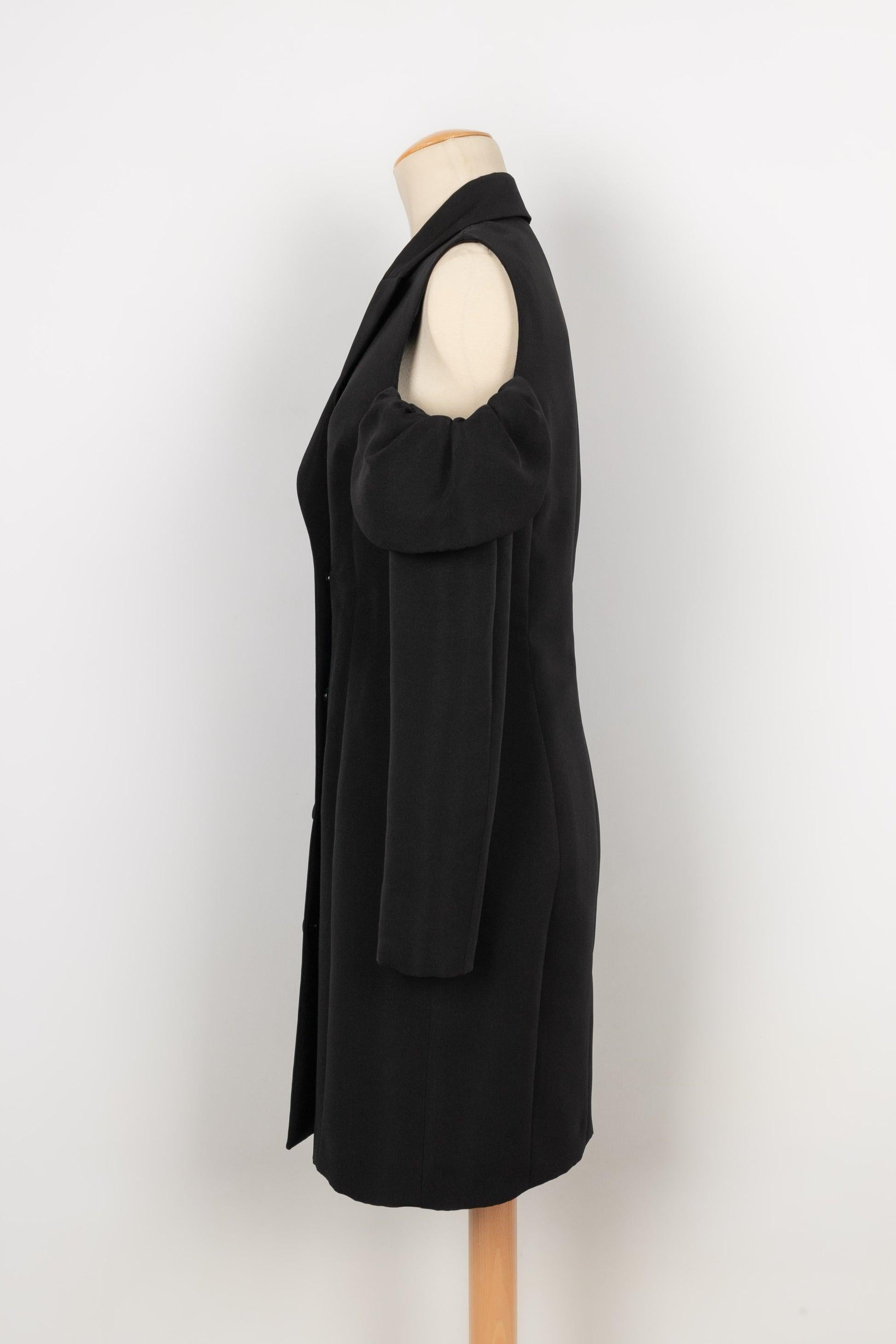 Robe de style manteau à épaules dénudées Moschino, 2021 Pour femmes en vente