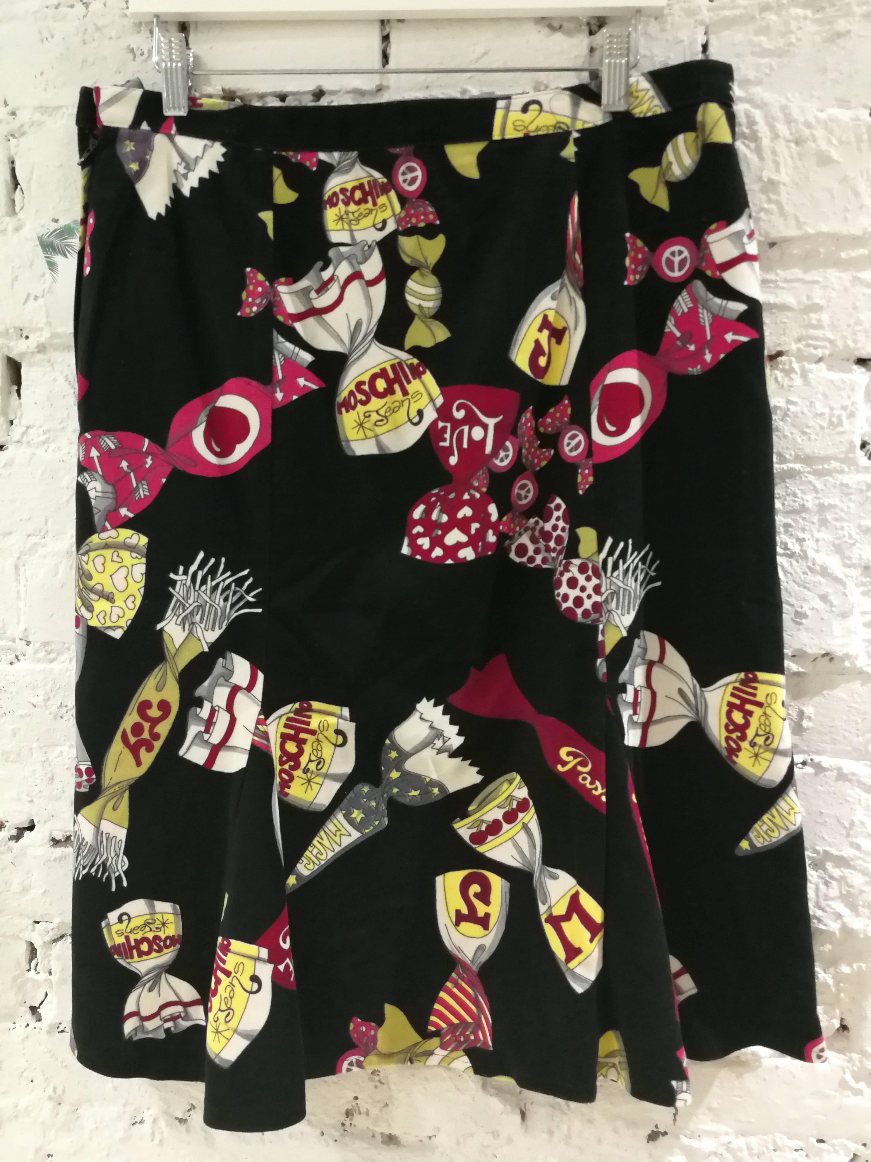 Moschino Black Candies Velvet Skirt In Excellent Condition For Sale In Capri, IT
