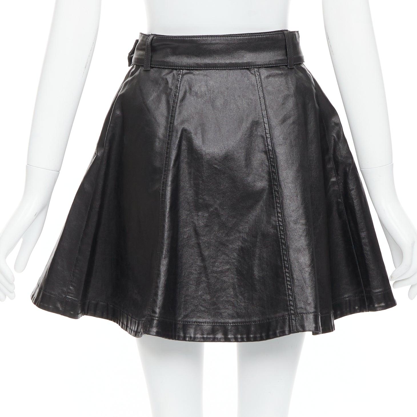 De las mujeres MOSCHINO falda skater biker de algodón recubierto negro con detalles dorados  IT38 XS en venta