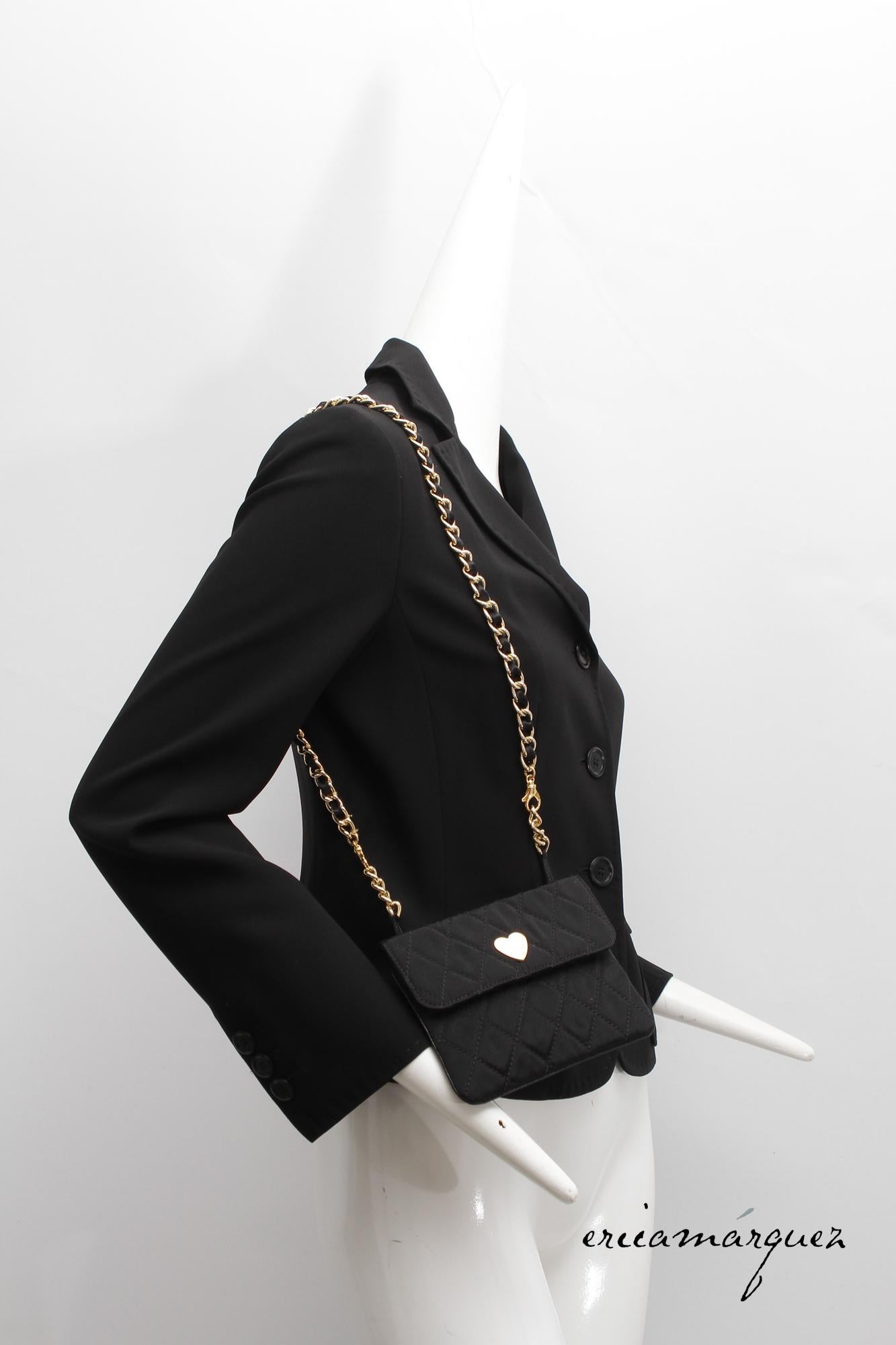 MOSCHINO by Franco Moschino, Schwarzer Blazer mit Handtasche und Hardware-Verzierung im Zustand „Hervorragend“ im Angebot in Kingston, NY
