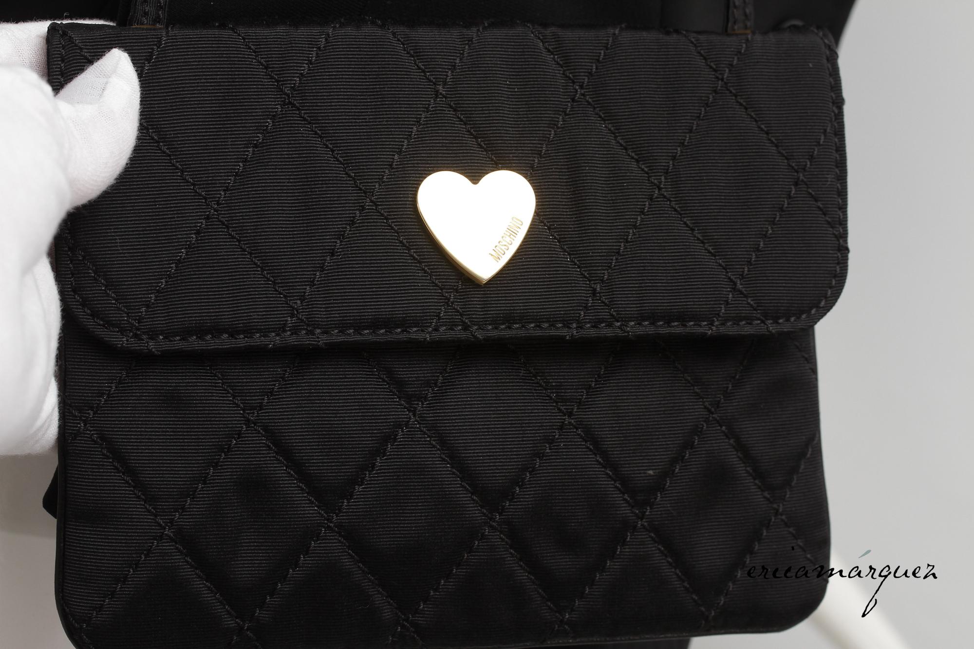 MOSCHINO by Franco Moschino, Schwarzer Blazer mit Handtasche und Hardware-Verzierung im Angebot 4