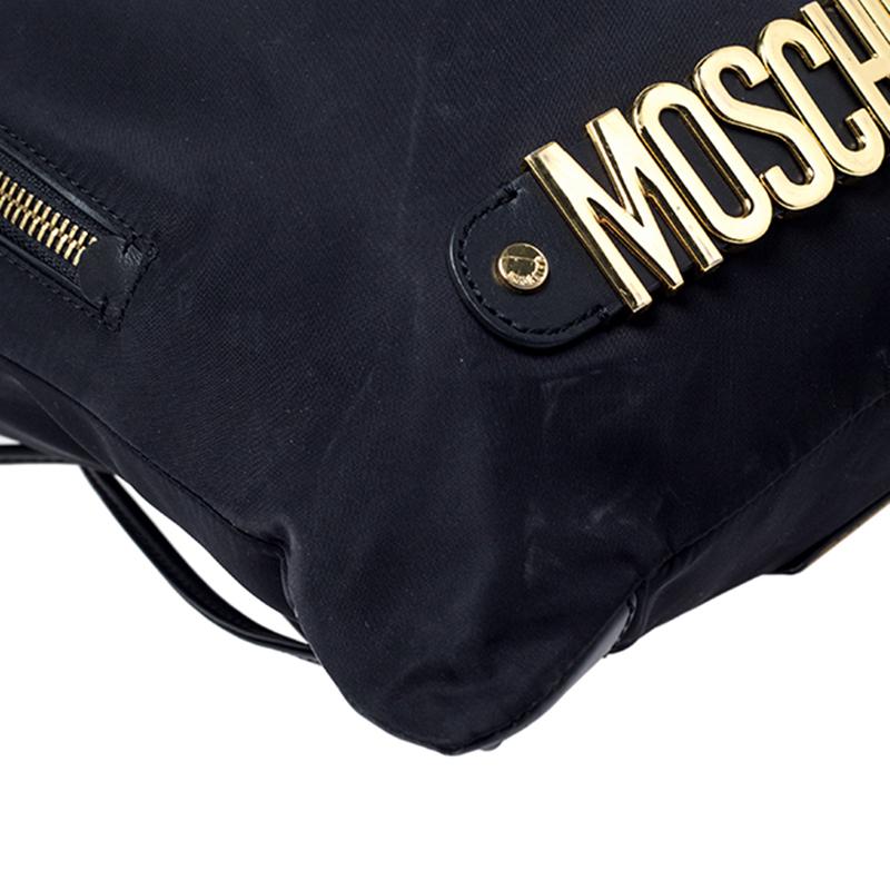 Moschino Black/Gold Logo Nylon Drawstring Backpack For Sale 4