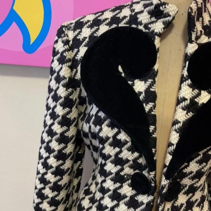 Moschino Black Ivory Houndstooth Jacket In Good Condition For Sale In Los Angeles, CA