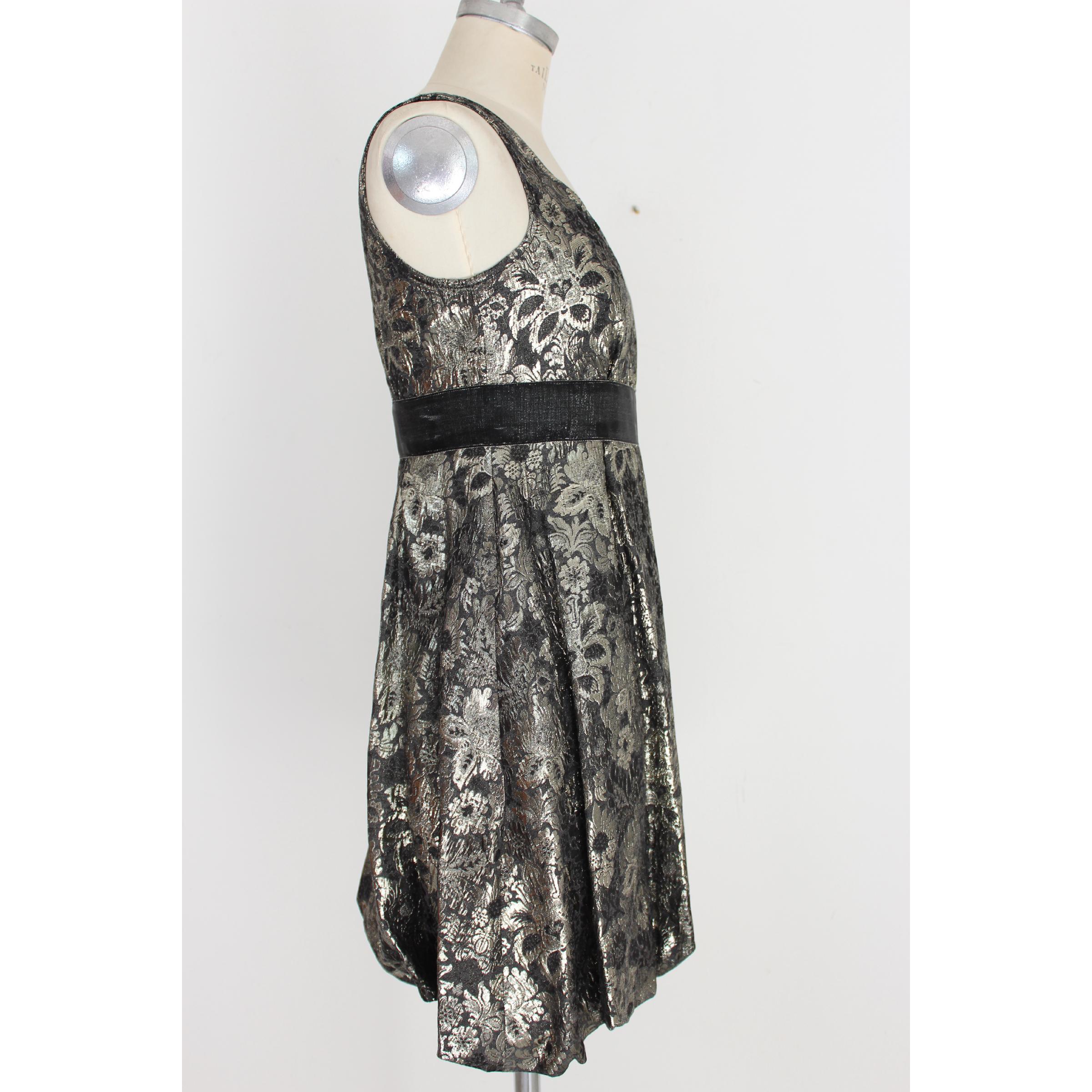 Moschino Black Lame Floral Evening Sheath Dress 1990s In Excellent Condition For Sale In Brindisi, Bt