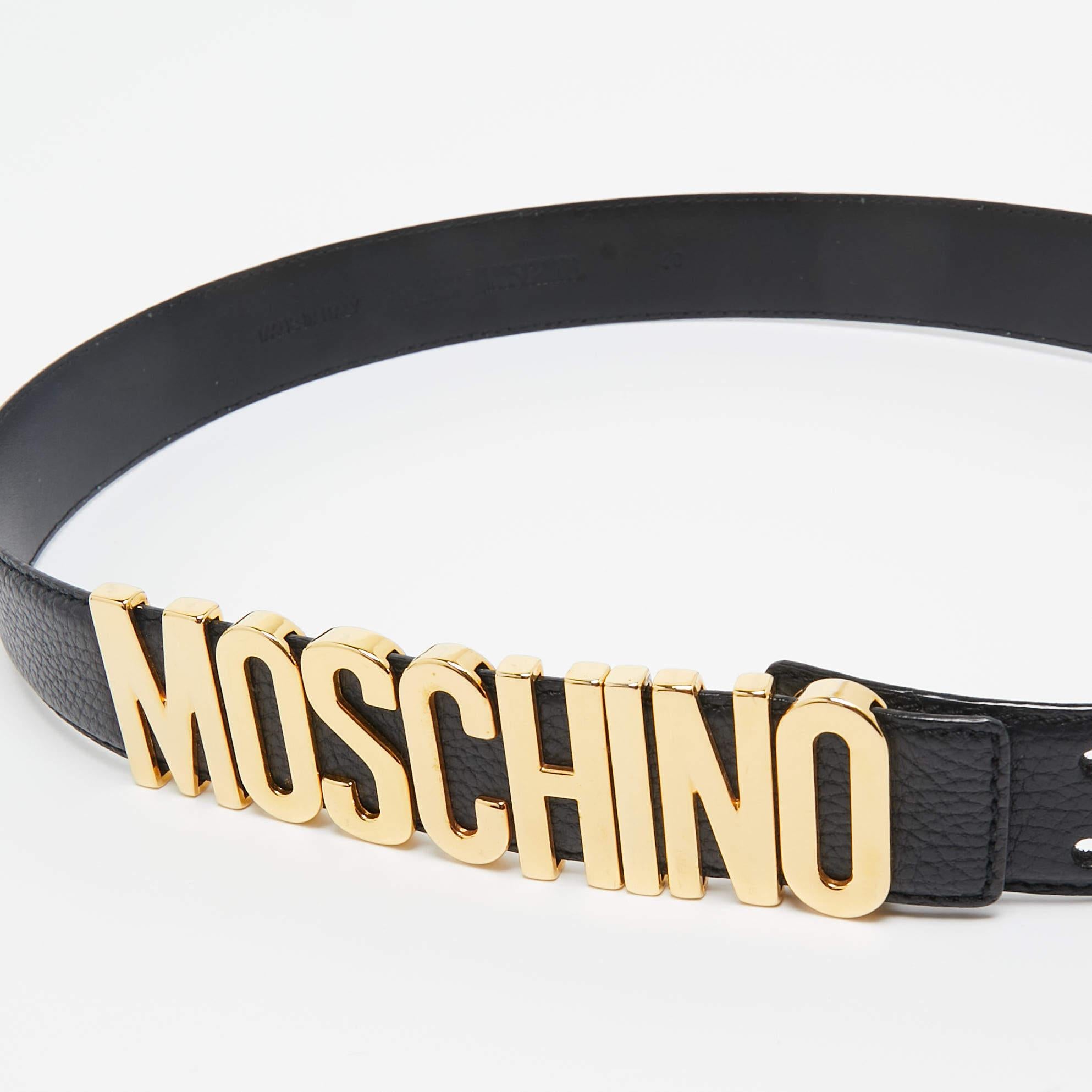 Moschino Black Leather Classic Logo Belt 90 CM In Good Condition In Dubai, Al Qouz 2