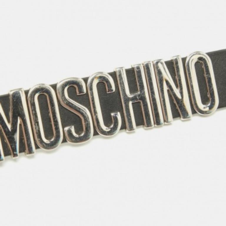 De las mujeres Moschino Pulsera Hebilla Logo Classic Leather Negra en venta