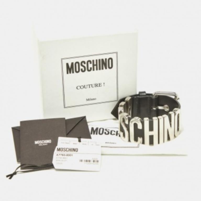 Moschino Pulsera Hebilla Logo Classic Leather Negra en venta 1