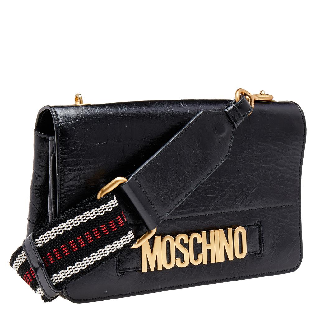 Moschino Black Leather Logo Crossbody Bag In Good Condition In Dubai, Al Qouz 2