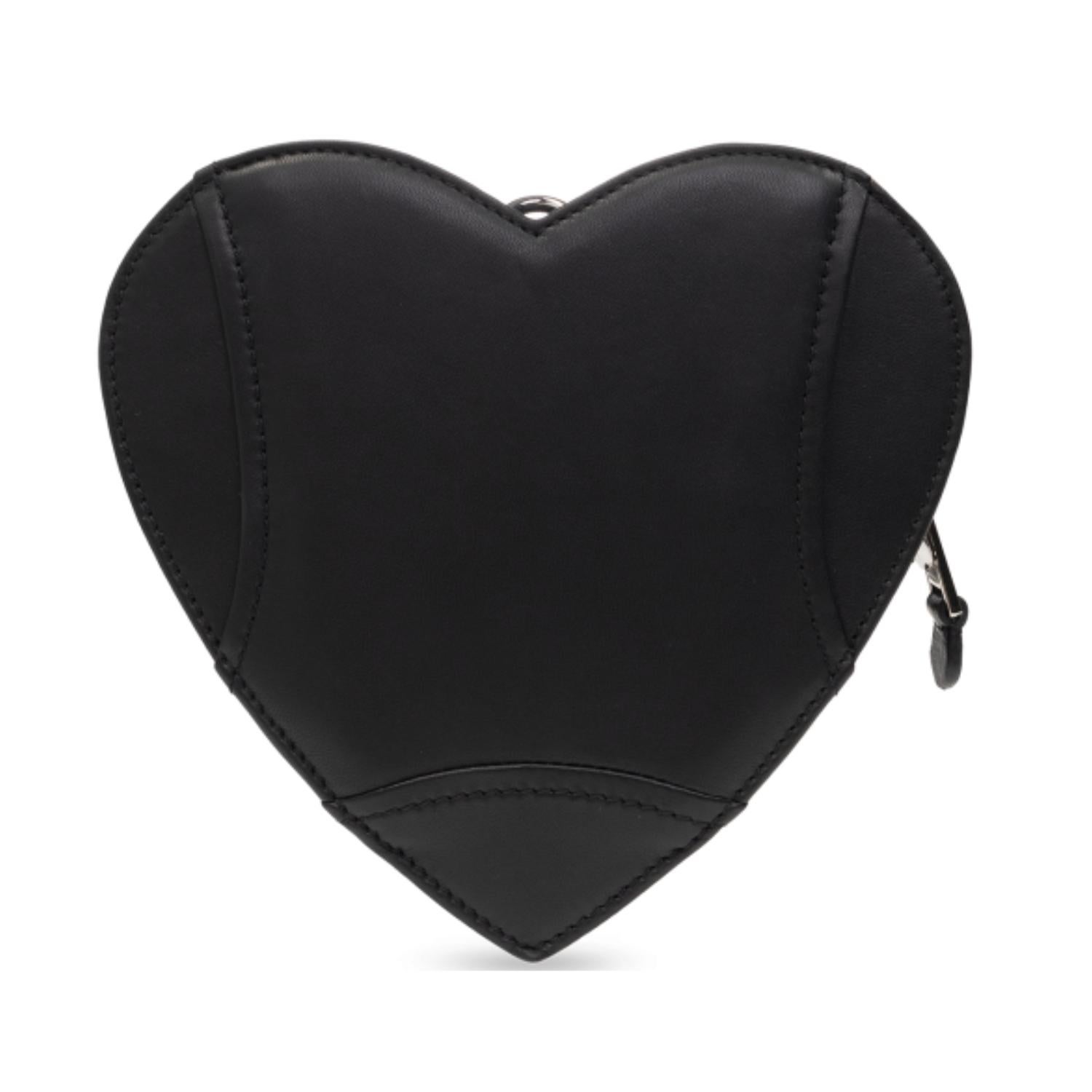 Moschino Black Leather Silver Heart Biker Bag In Good Condition For Sale In Montreal, Quebec