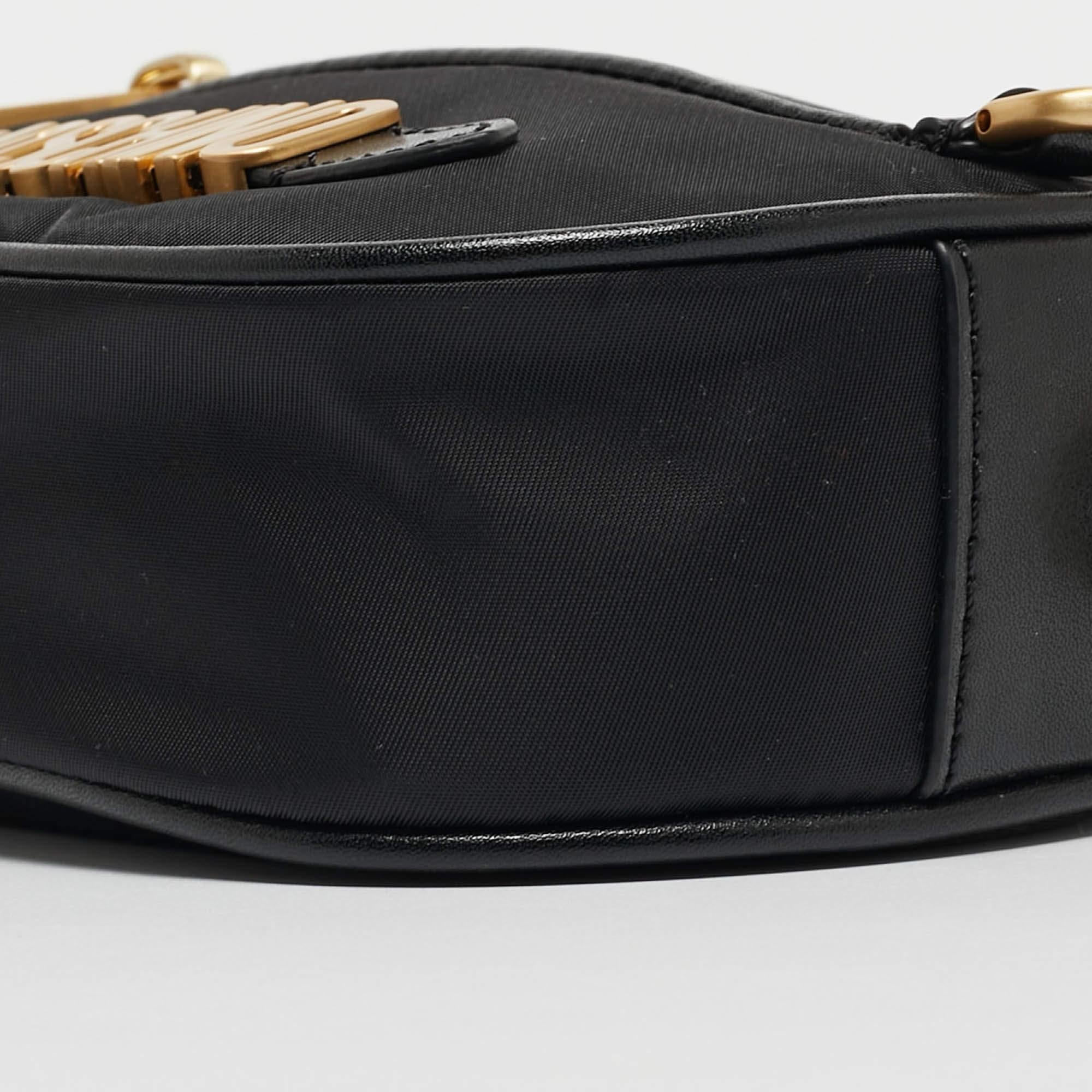 Moschino Black Nylon and Leather Belt Bag In Excellent Condition For Sale In Dubai, Al Qouz 2