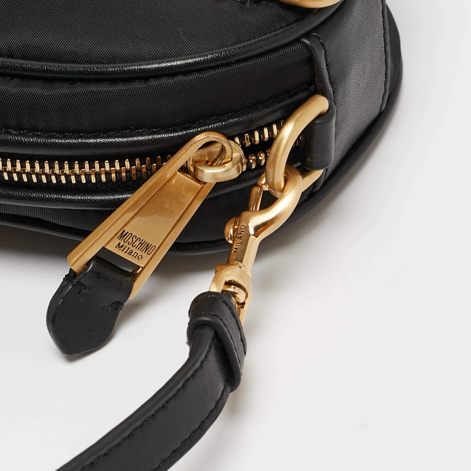 Moschino Black Nylon and Leather Belt Bag For Sale 2