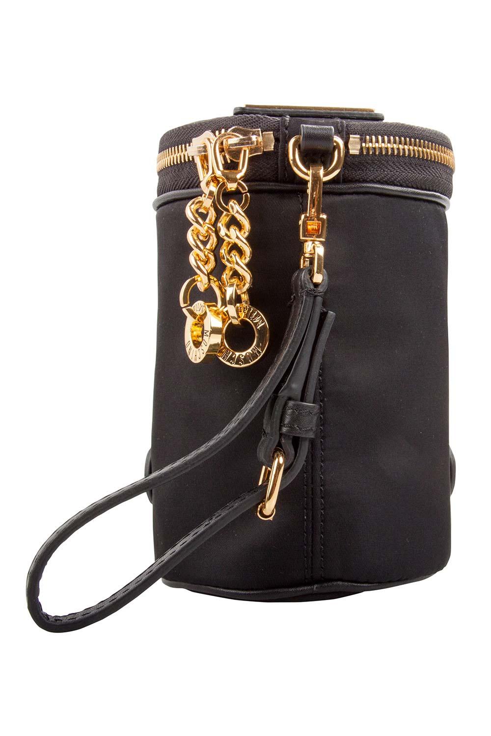 Designed in a round shape, the clutch from Moschino is a gorgeous creation to complete your evening look. It is crafted with nylon and features the signature accents in gold-tone on the front and chain links attached to the zipper pull. The bag