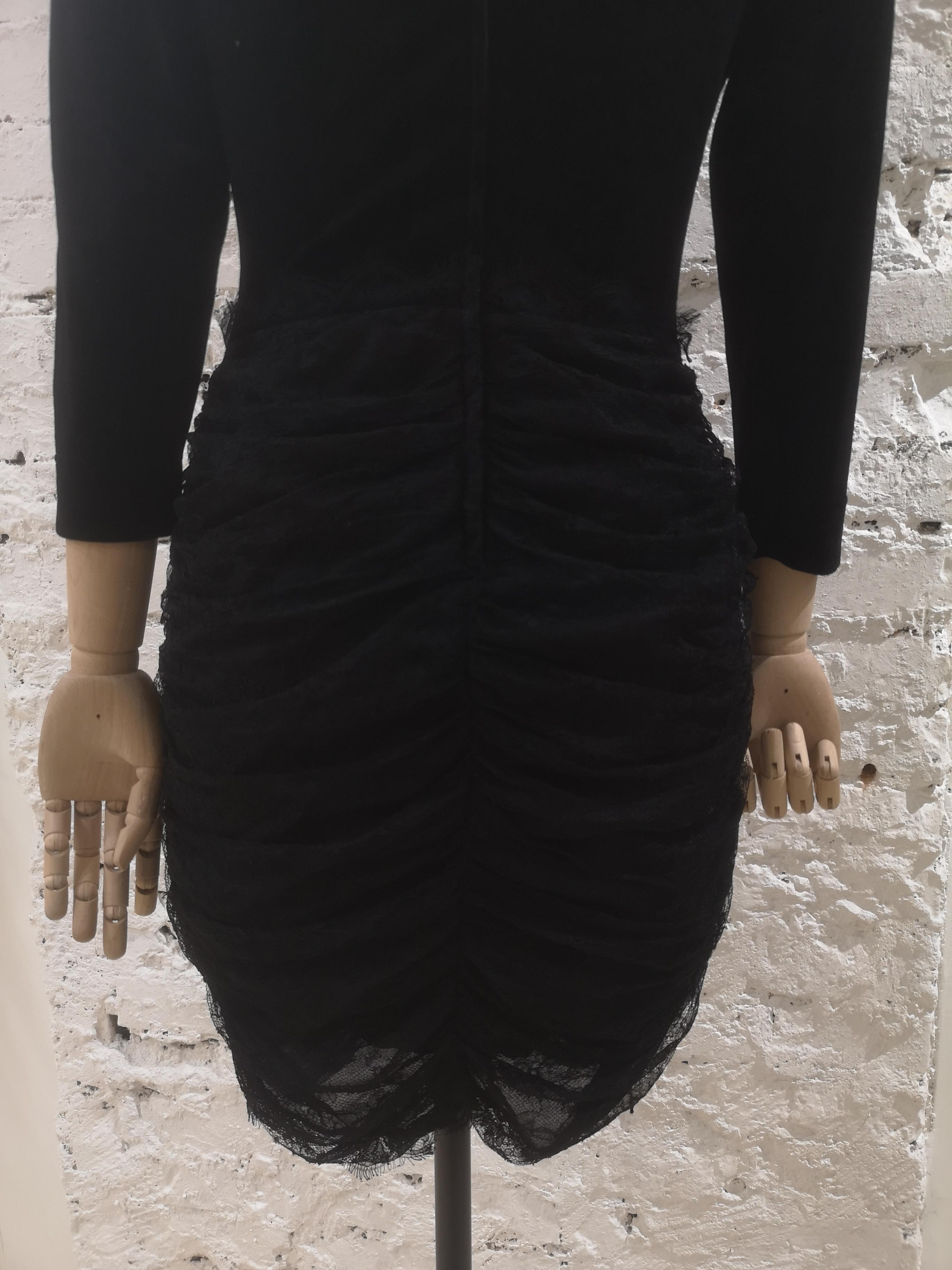 Moschino black velvet dress For Sale 4
