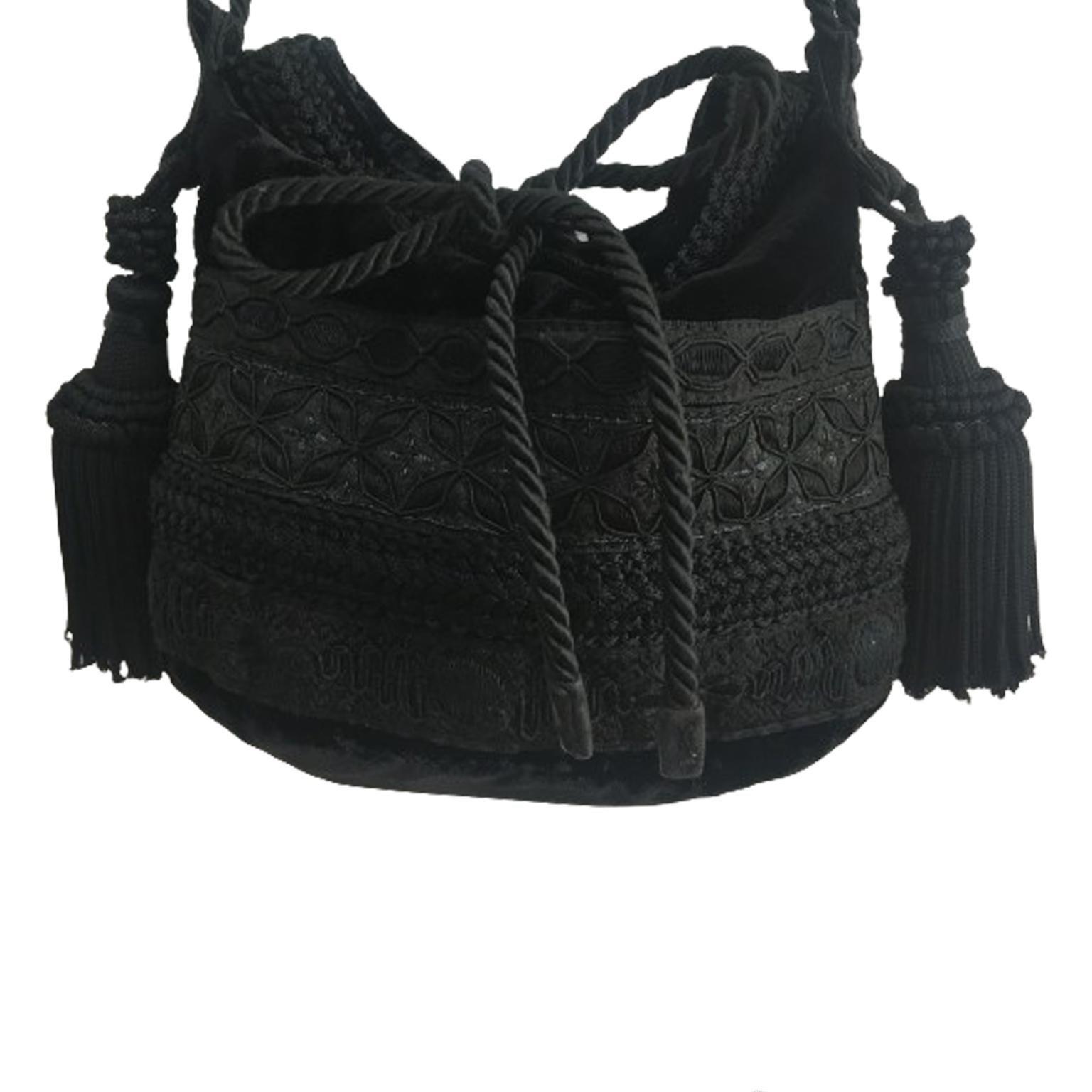 Women's Moschino Black Velvet Tassel Crossbody Bag Purse 1990s  For Sale