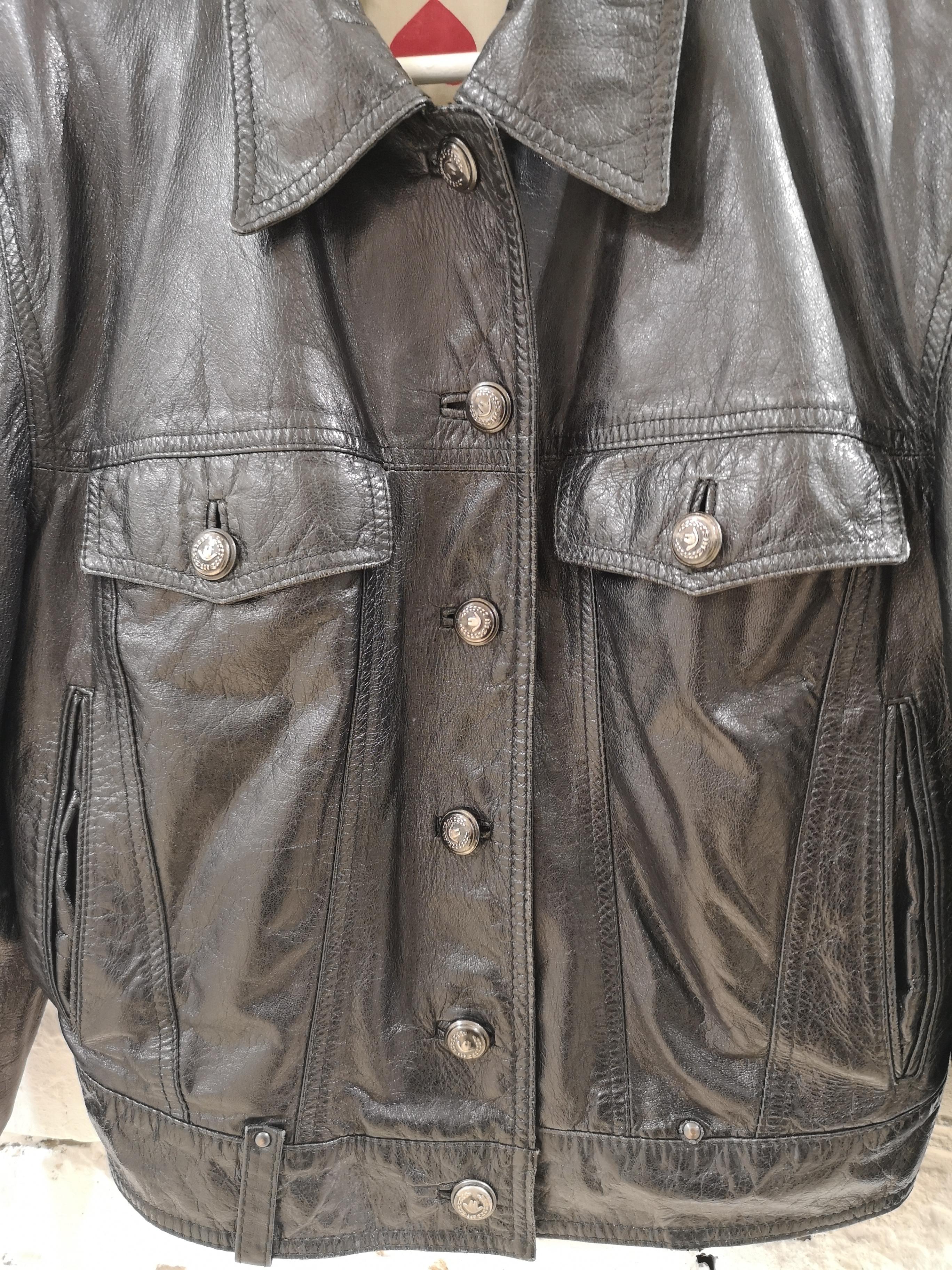 Moschino Black Vestire Humanum Est Jacket

totally made in italy in size L 
not real leather
on the back Vestire Humanum Est 
lining is faboulous
