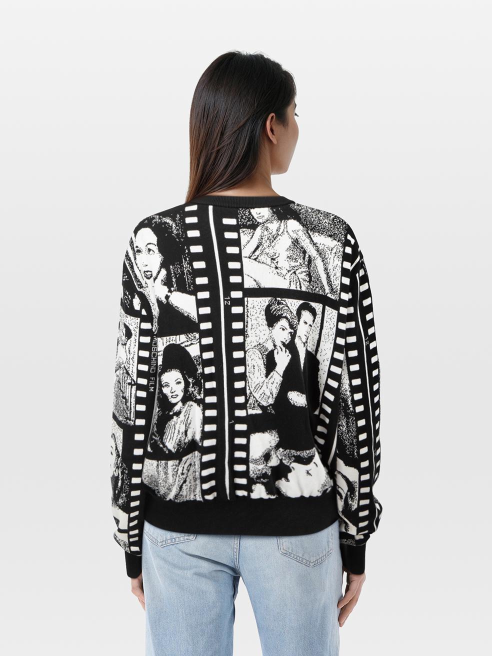 CONDITION is Good. Minor wear to jumper is evident. Light signs of wear to the front where some discolouration and light pilling can be seen on this used Moschino designer resale item.
 
 Details
 
 
 Multicolour- Black & white¬†
 
 Cotton¬†
 
