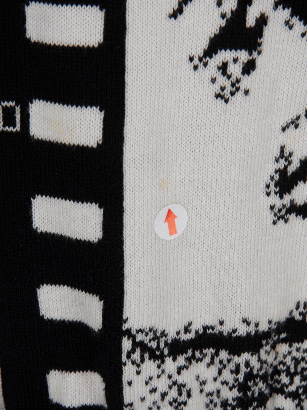 Moschino Black & White Abstract Knit Jumper Size XL In Good Condition For Sale In London, GB