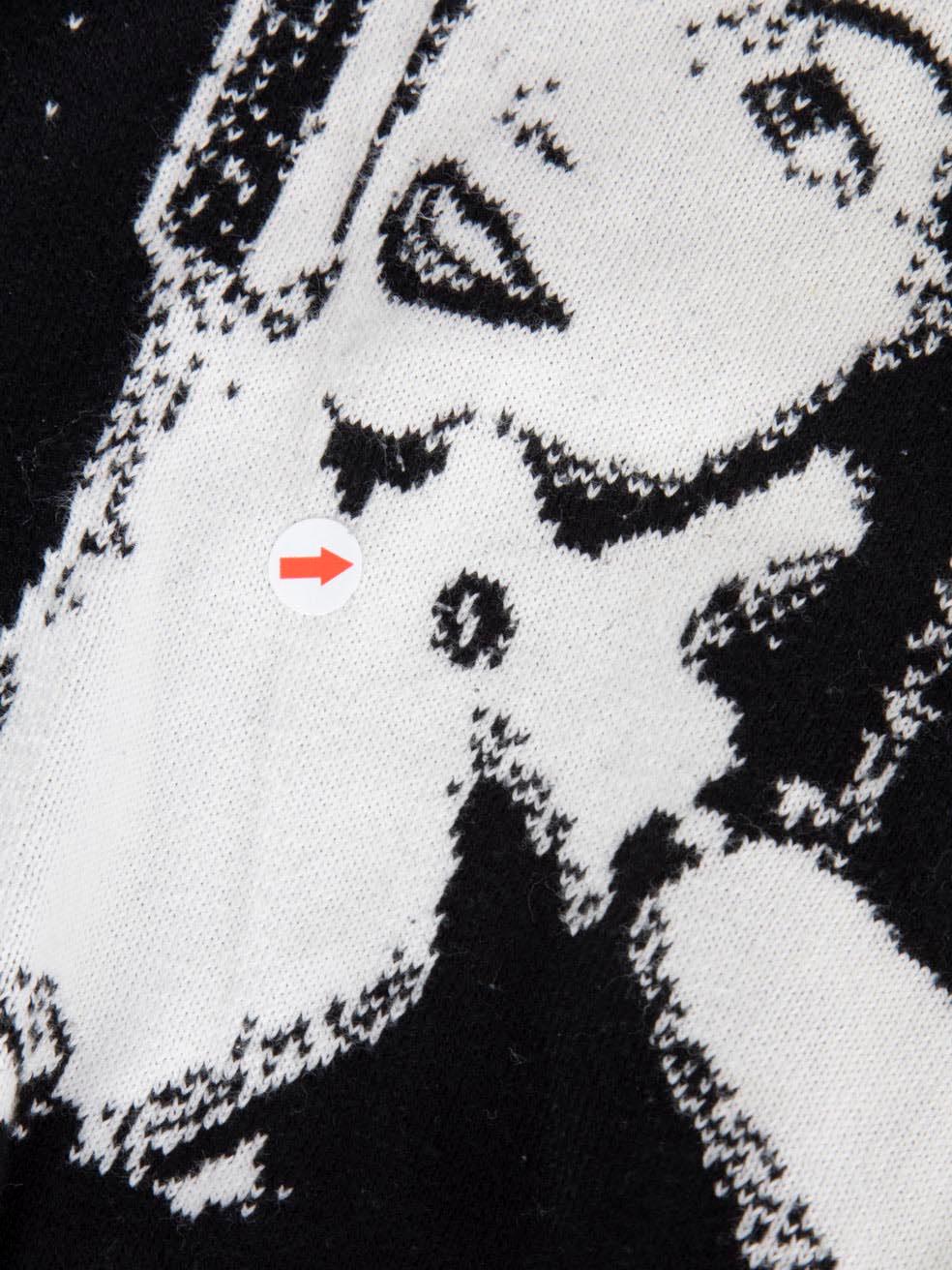 Moschino Black & White Abstract Knit Jumper Size XL For Sale 4