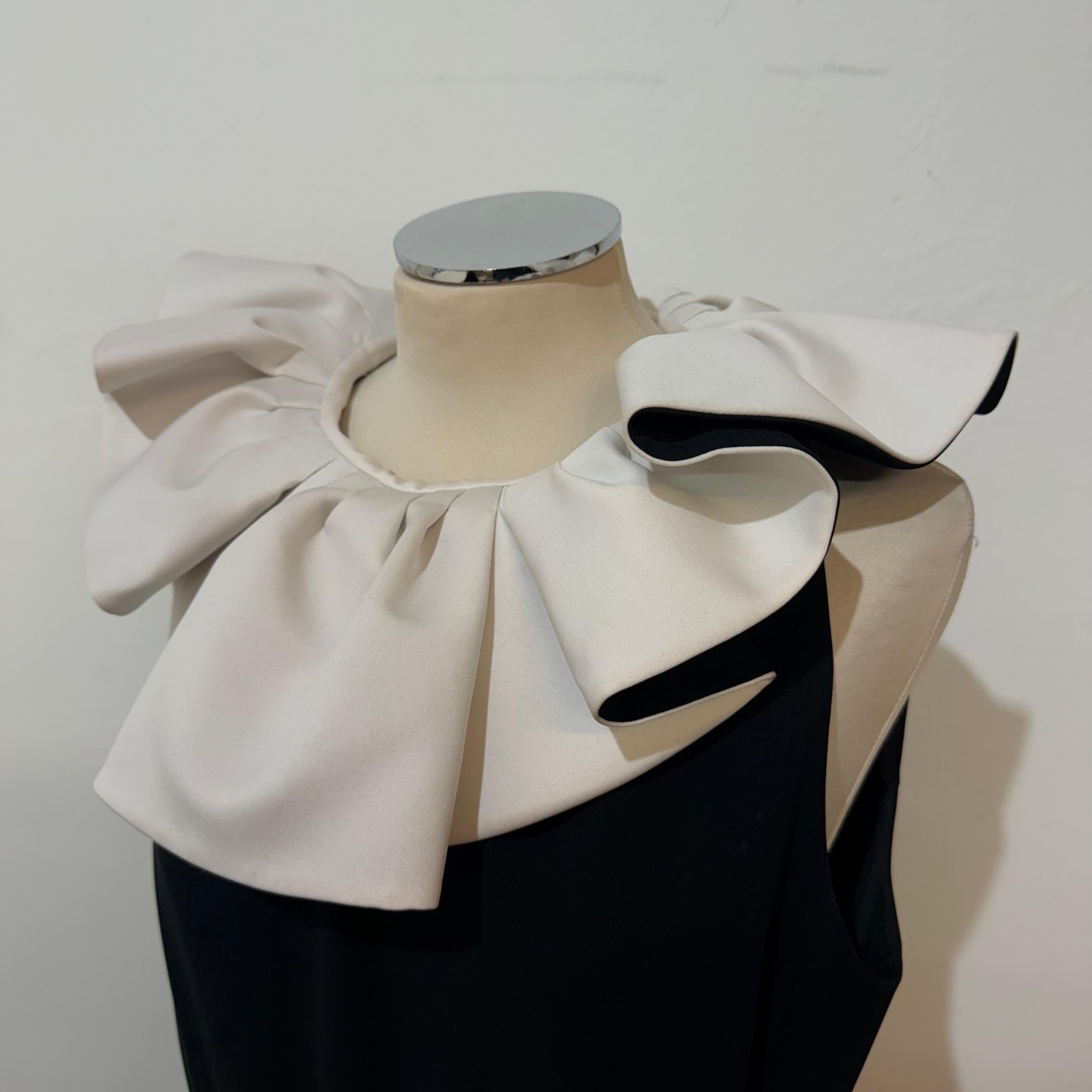 Vestido de cóctel blanco y negro Moschino FR 40 / IT 44 Negro en venta