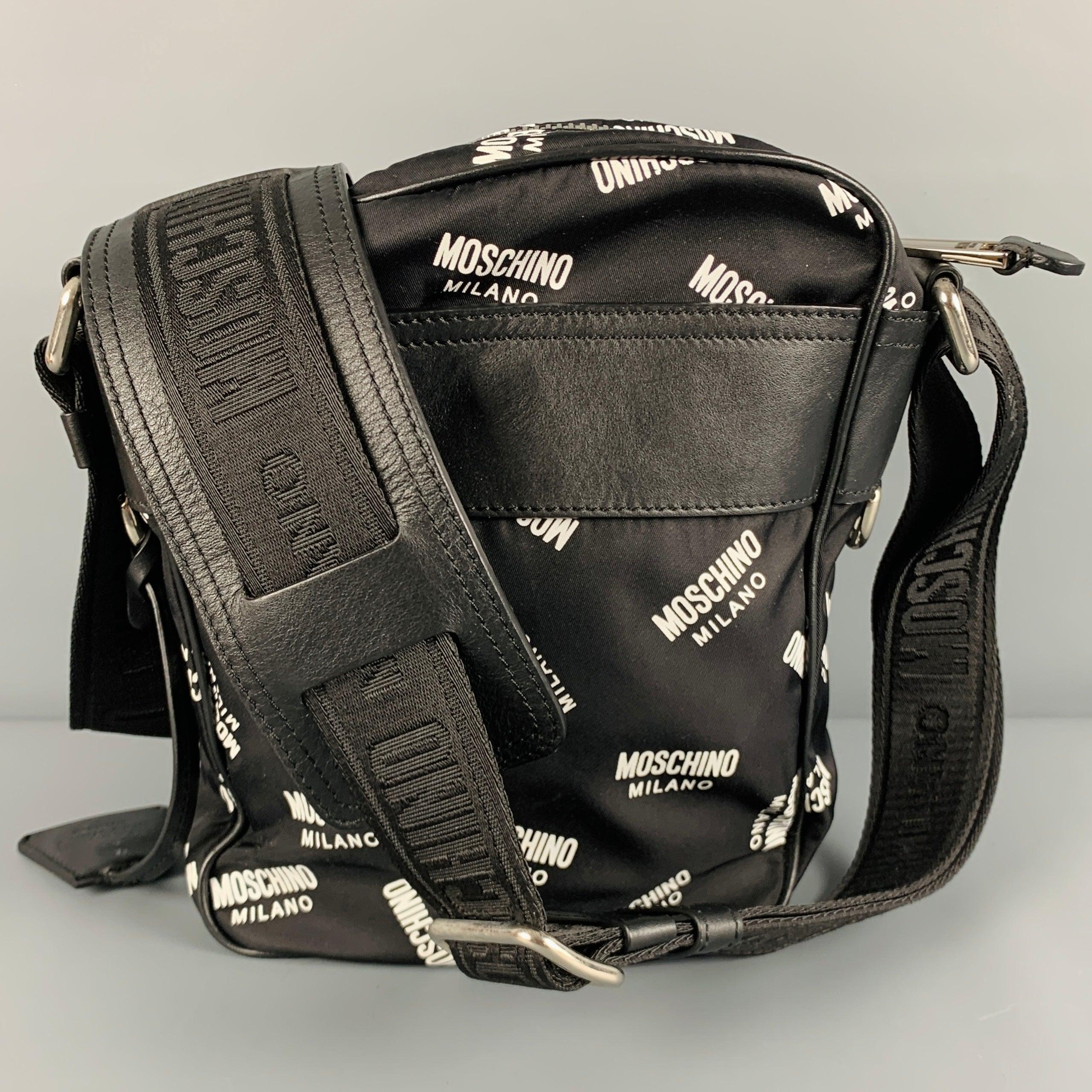 MOSCHINO Black White Logo Nylon Cross Body Bag In Excellent Condition For Sale In San Francisco, CA