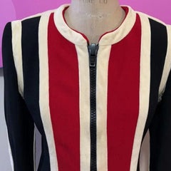 Moschino Schwarz-Weiß-Rote Jacke The Nanny