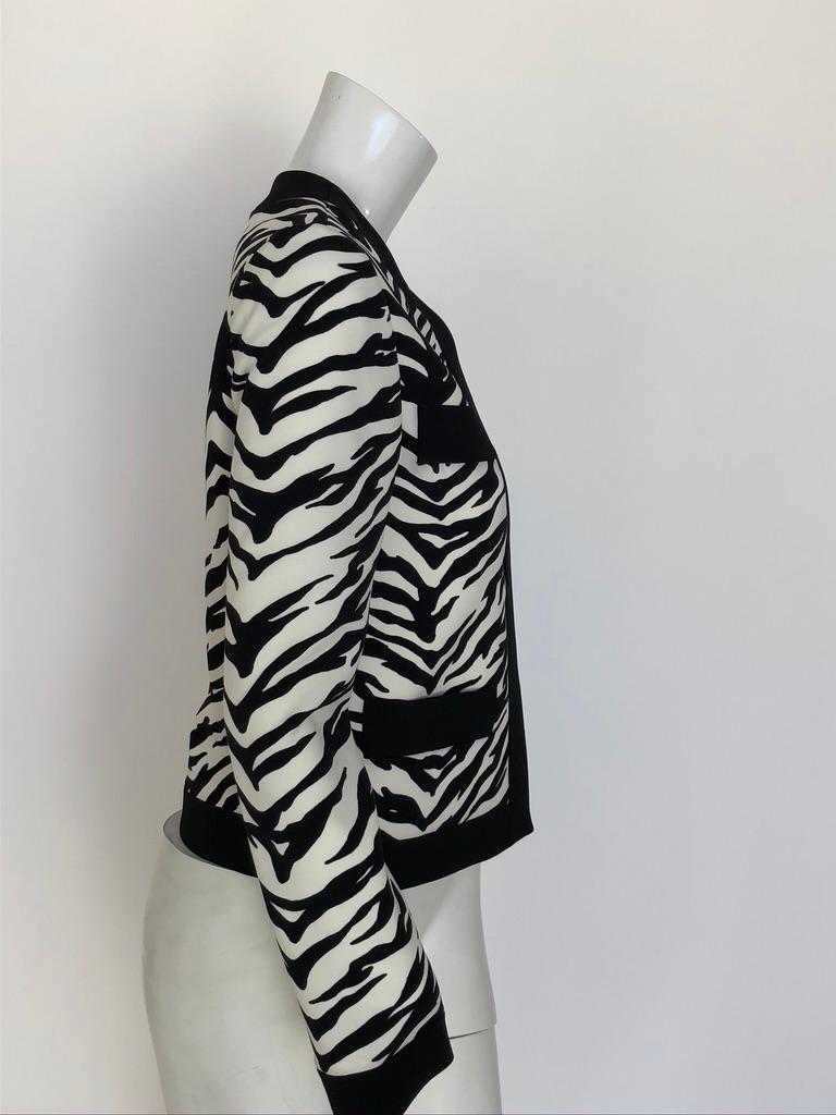 MOSCHINO Black & white tiger print cardigan jacket In New Condition For Sale In New York, NY