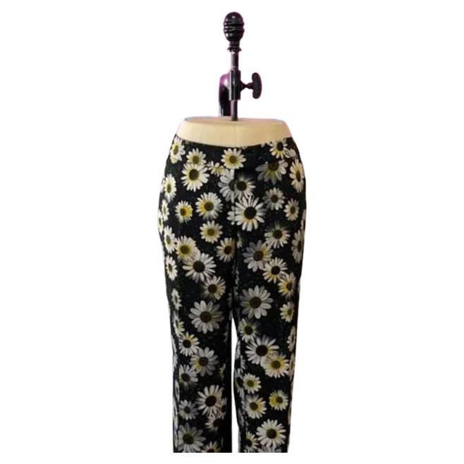 Moschino Black Yellow Daisy Cropped Pants For Sale