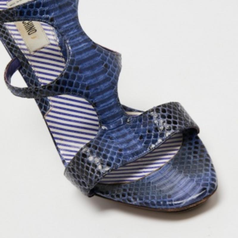 Donna Moschino Sandali con cinturino alla caviglia in pelle di pitone blu/nero misura 37.5