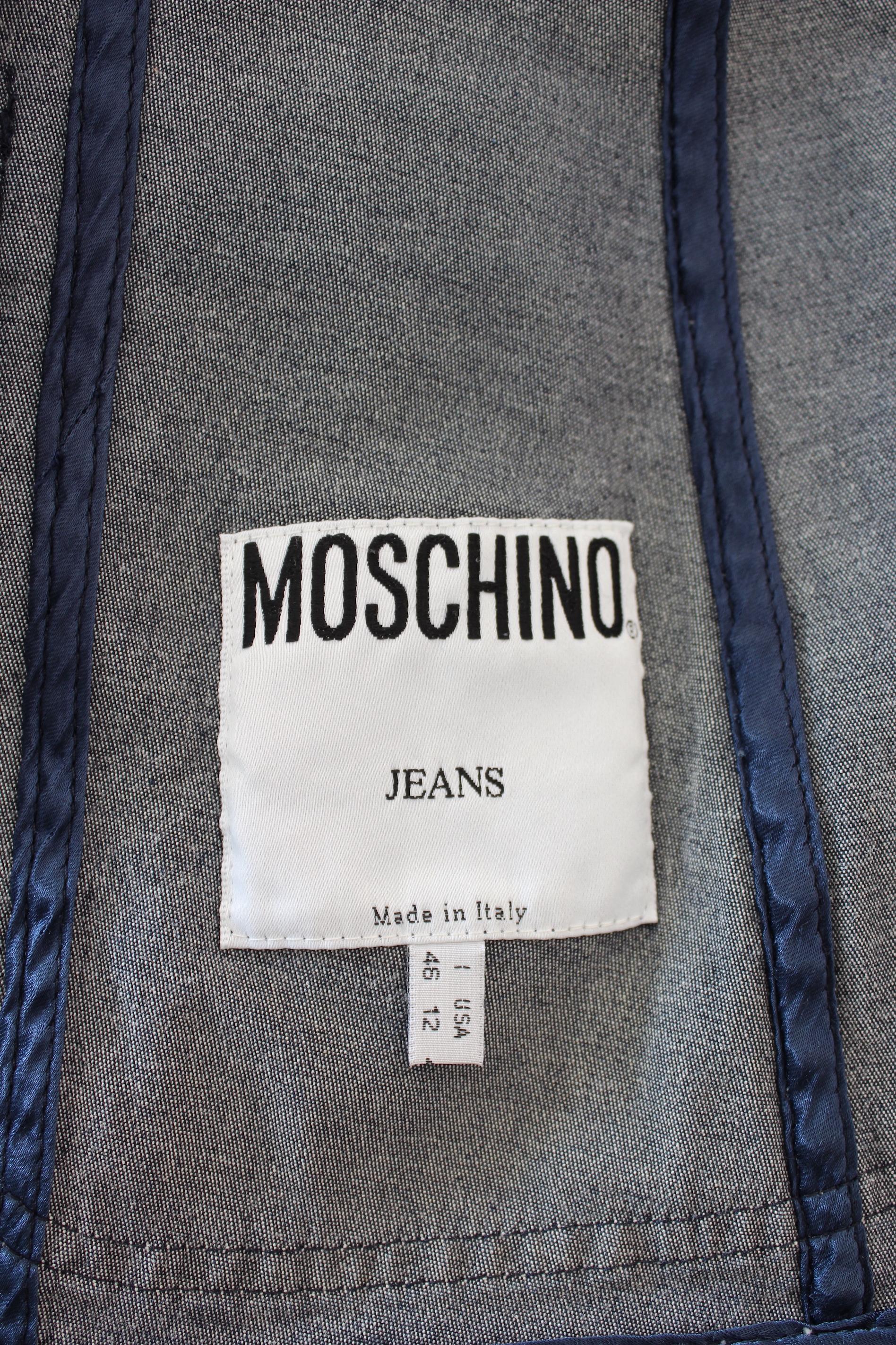 Moschino Blue Cotton Fitted Denim Jacket In Excellent Condition In Brindisi, Bt