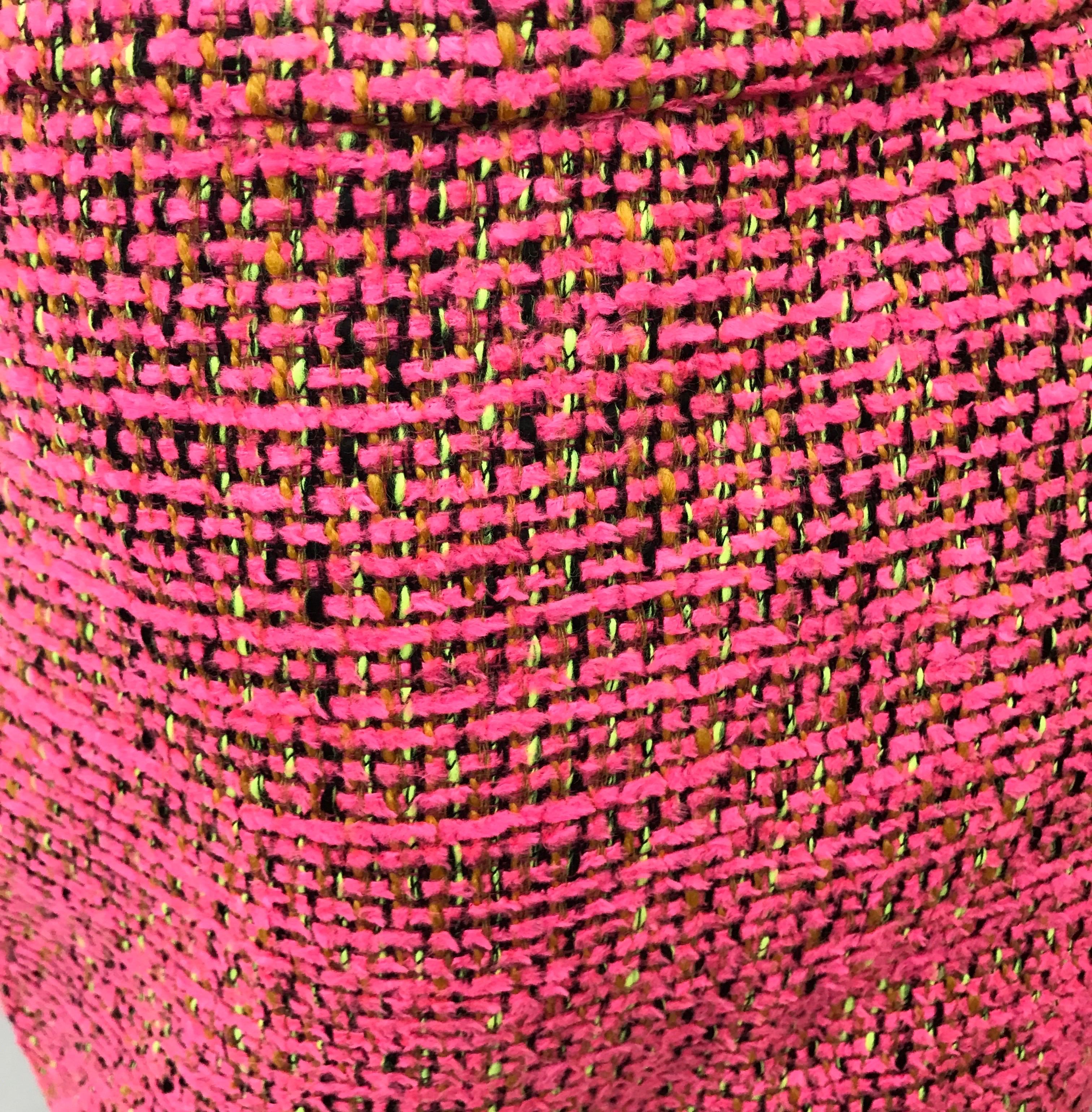 Moschino Boutique Pink and Black Tweed Skirt-6 For Sale at 1stDibs