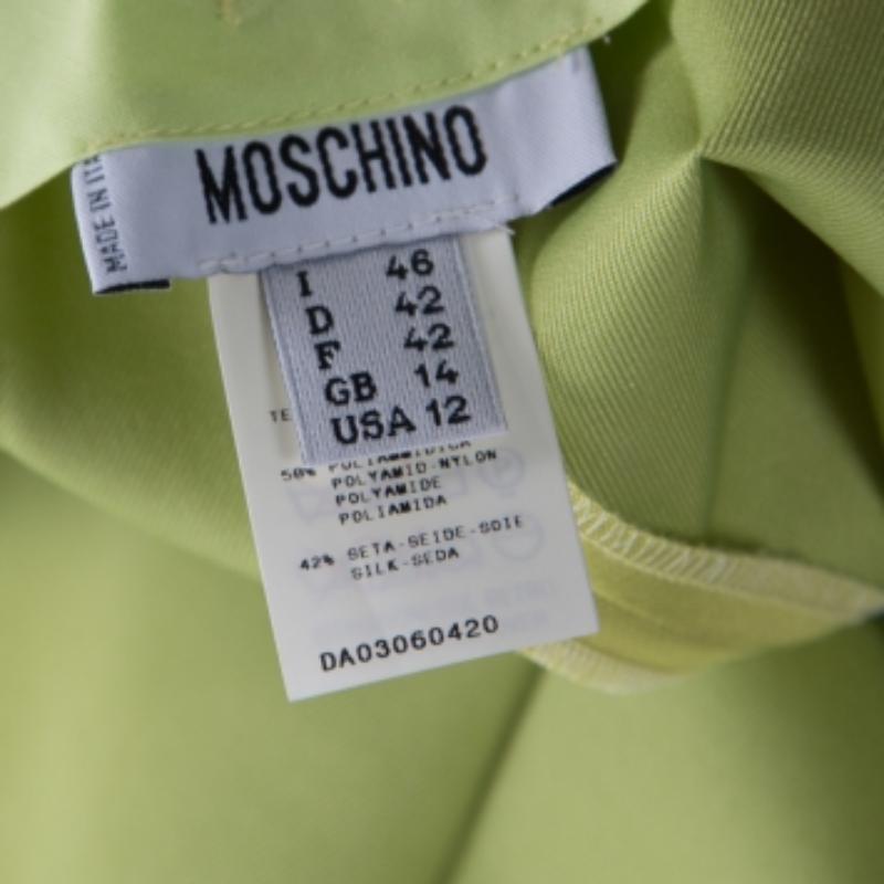 Moschino Bright Green Silk Blend Flat Front Straight Leg Trousers L In Good Condition In Dubai, Al Qouz 2