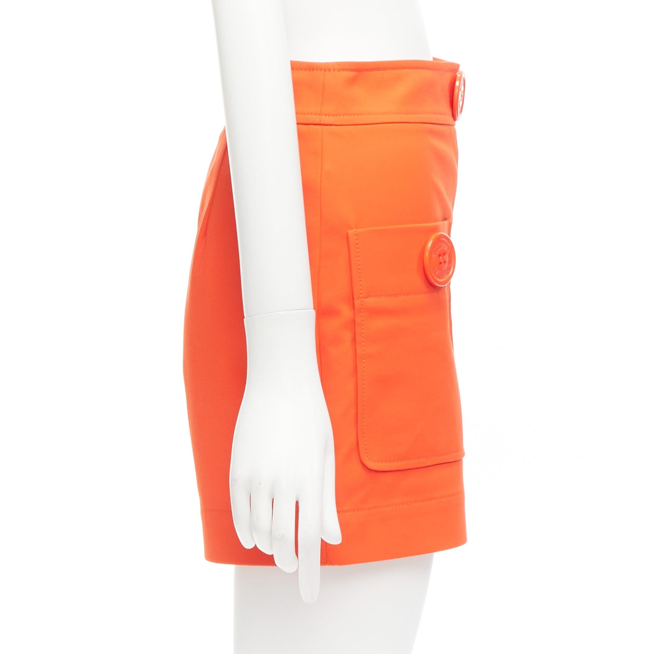 MOSCHINO bright orange oversized buttons high waist wide leg shorts IT38 XS In Good Condition For Sale In Hong Kong, NT