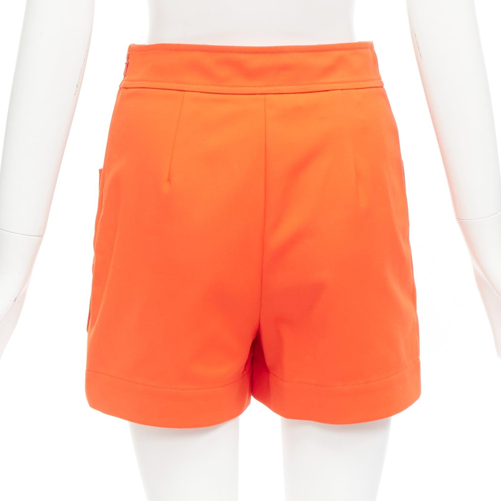 MOSCHINO leuchtend orangefarbene übergroße Knöpfe in Übergröße mit hoher Taille und weitem Bein IT38 XS im Angebot 1