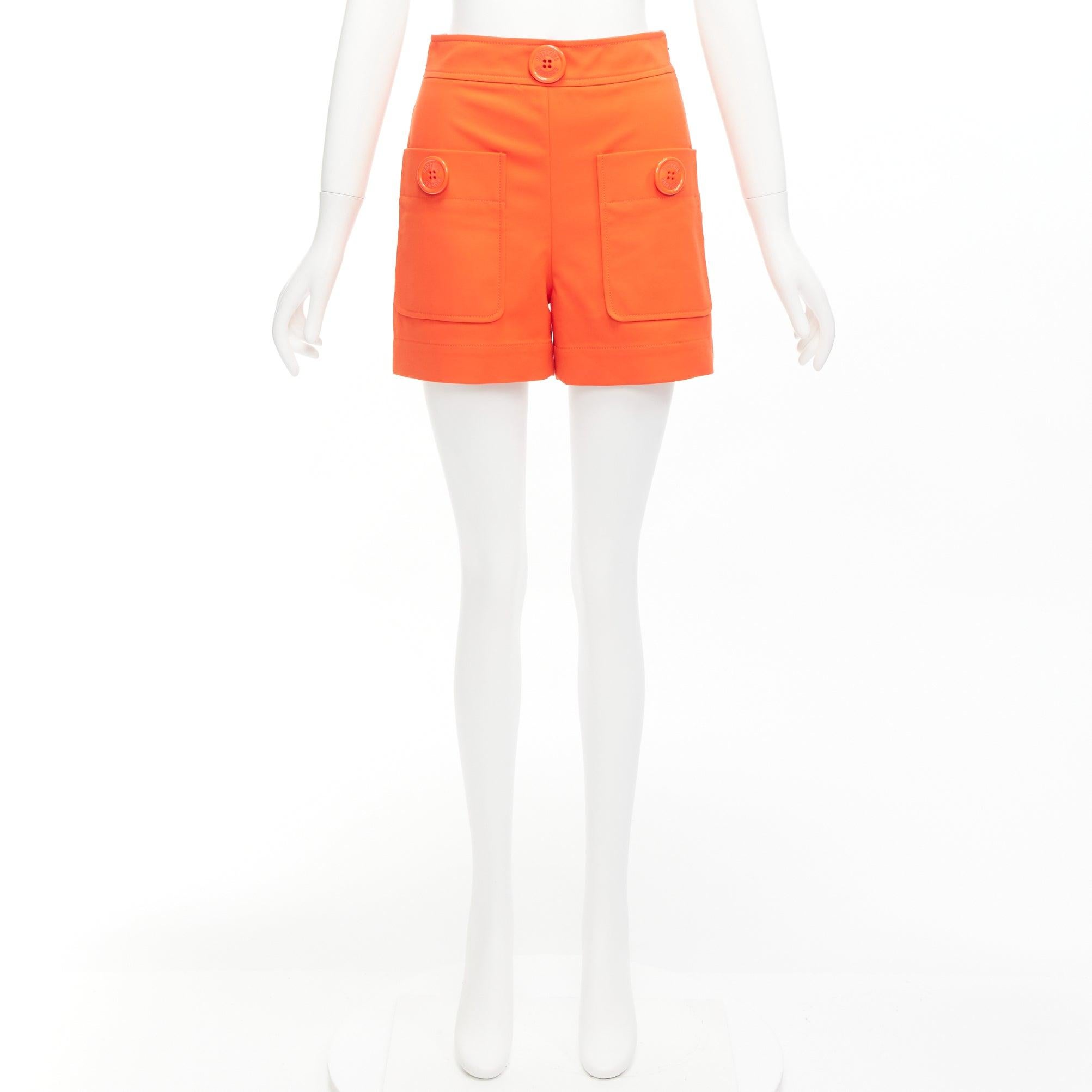 MOSCHINO leuchtend orangefarbene übergroße Knöpfe in Übergröße mit hoher Taille und weitem Bein IT38 XS im Angebot 5