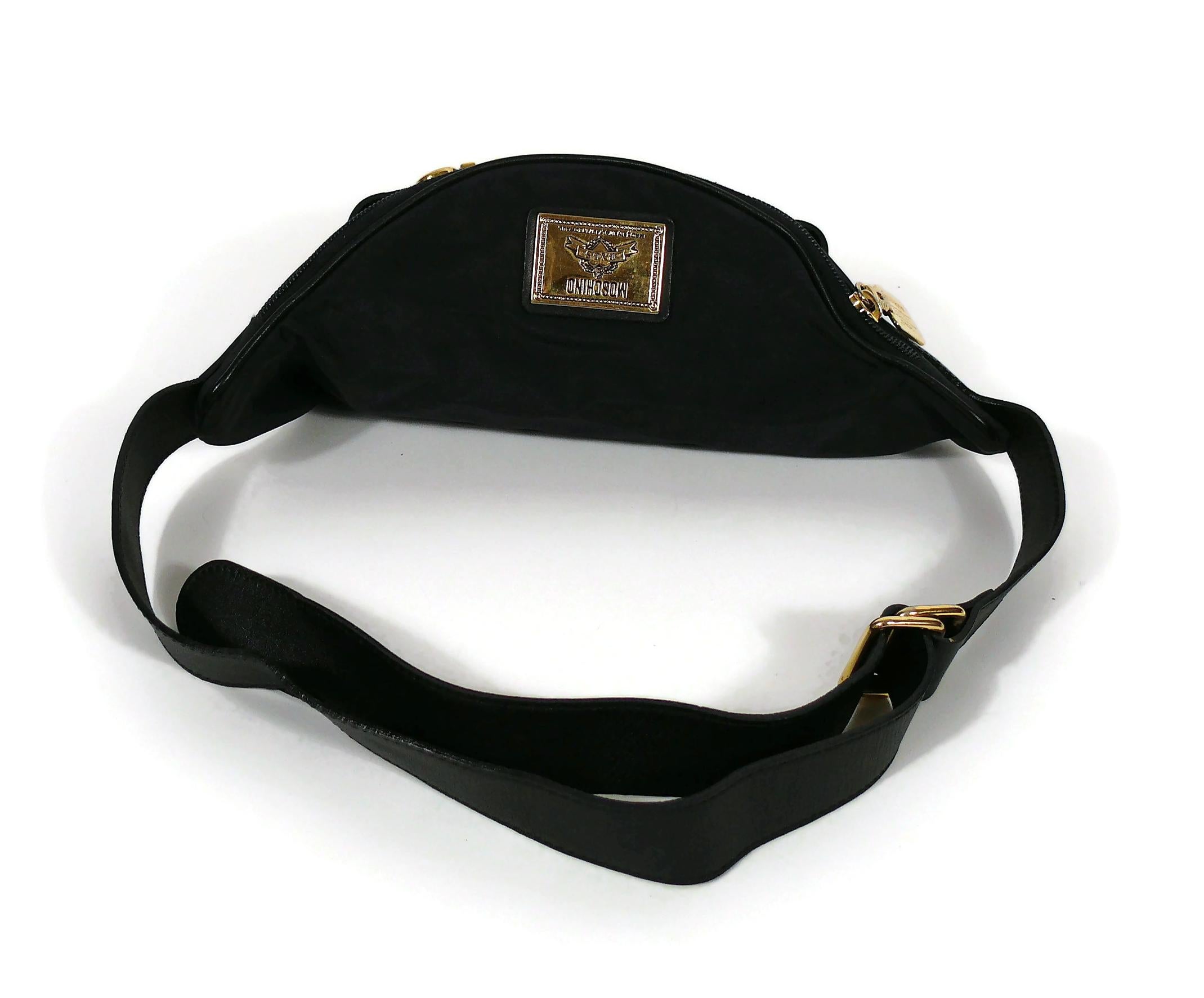 Moschino by Redwall Vintage Black Fanny Pack In Good Condition In Nice, FR