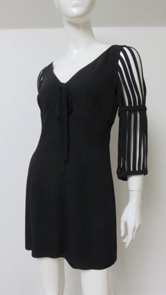 Moschino Mini-Kleid mit Käfigärmeln
