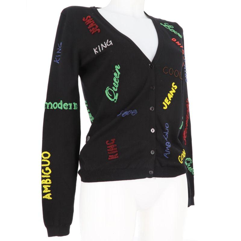 Moschino Cardigan

Black
Very good condition, shows light signs of use and wear
Size: FR40
Packaging: Opulence vintage

Additional information:
Designer: Moschino
Dimensions: Height 58 cm / 23