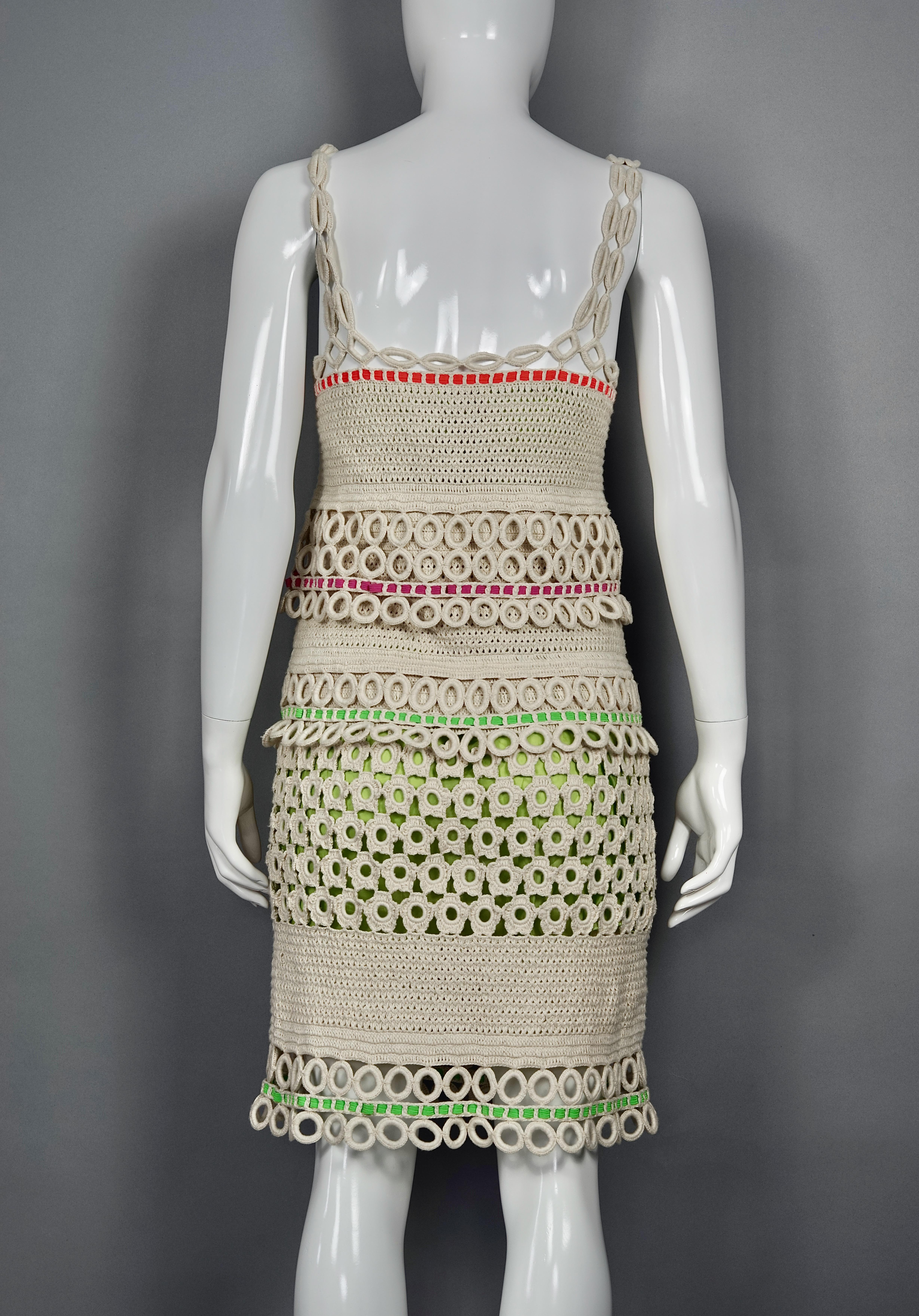 MOSCHINO CHEAP and CHIC Color Block Ecru Crochet Dress In New Condition In Kingersheim, Alsace