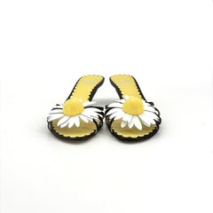 Moschino Cheap and Chic Daisy Flower Leather Kitten Heel Mules Sandals 38