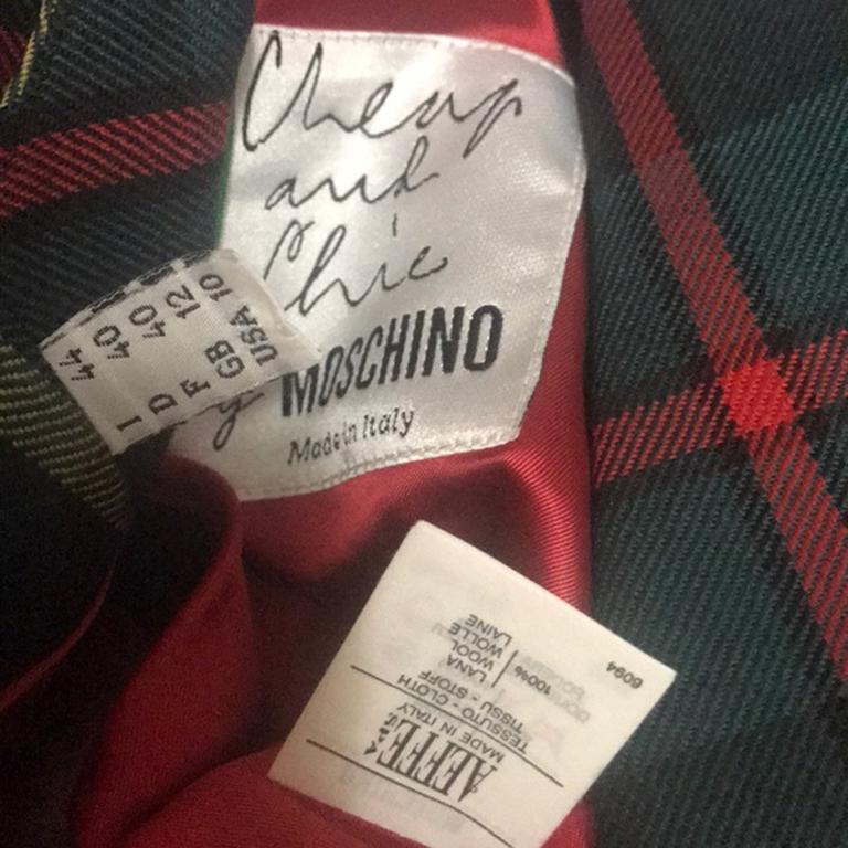 Moschino Cheap and Chic Green Plaid Wool Vest For Sale 2