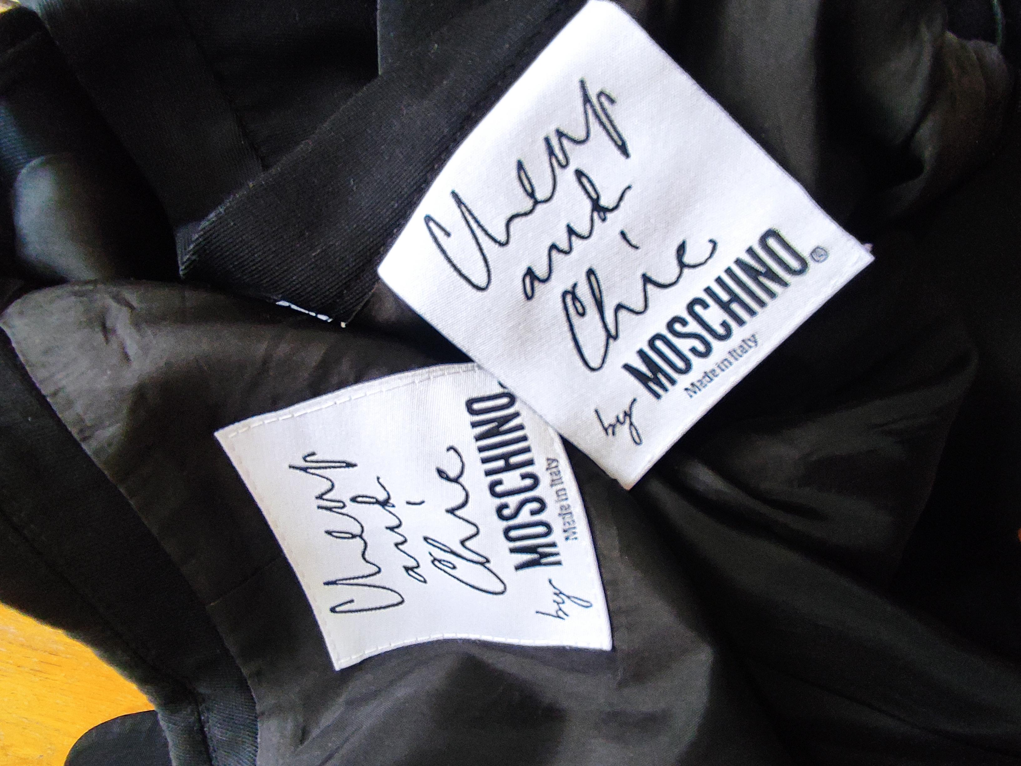 Moschino Cheap and Chic Irony Text Tape Vintage Couture Schwarz-Weißes Kleid Anzug im Angebot 12